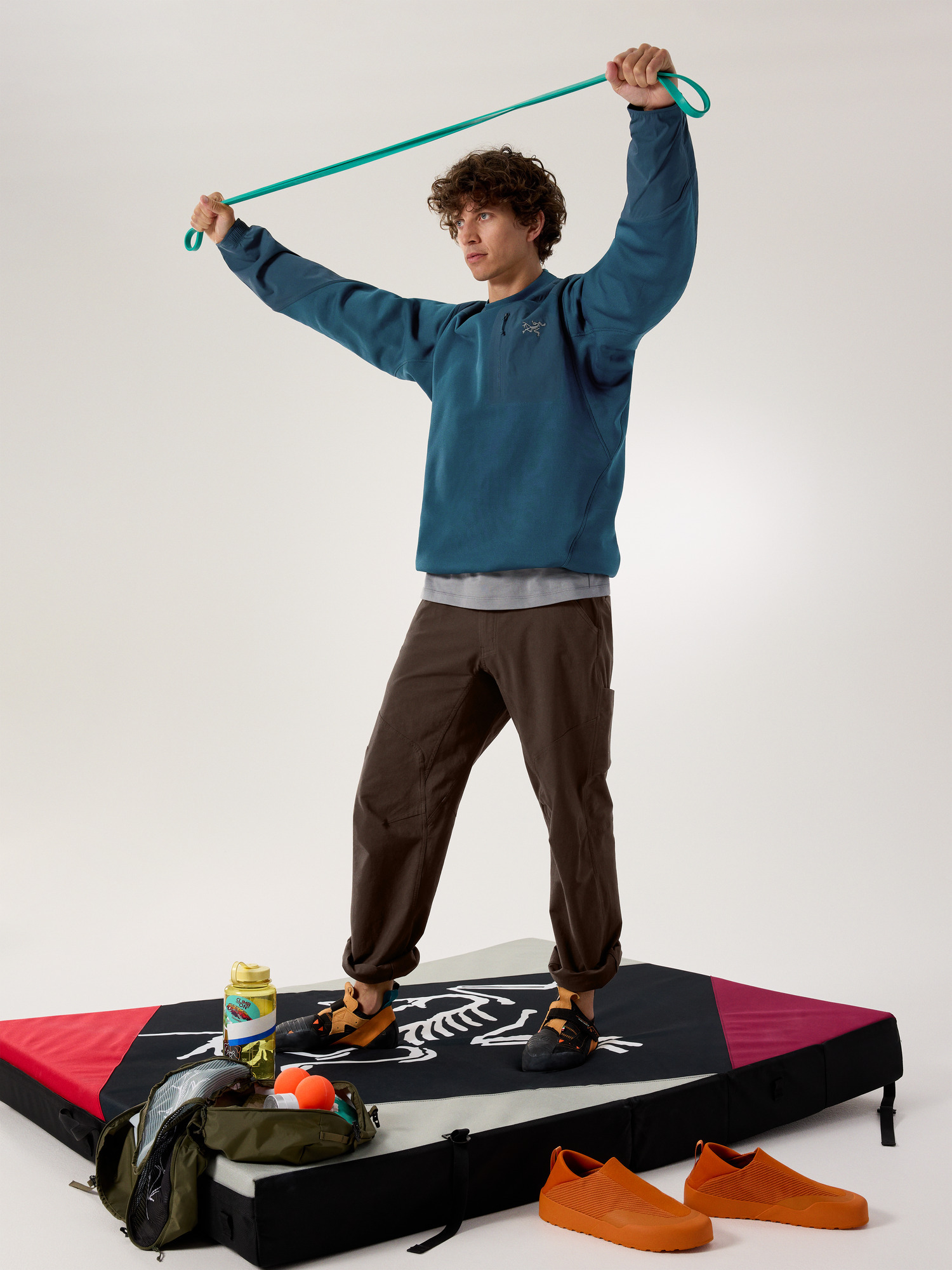Konseal Crew Neck Pullover - 4