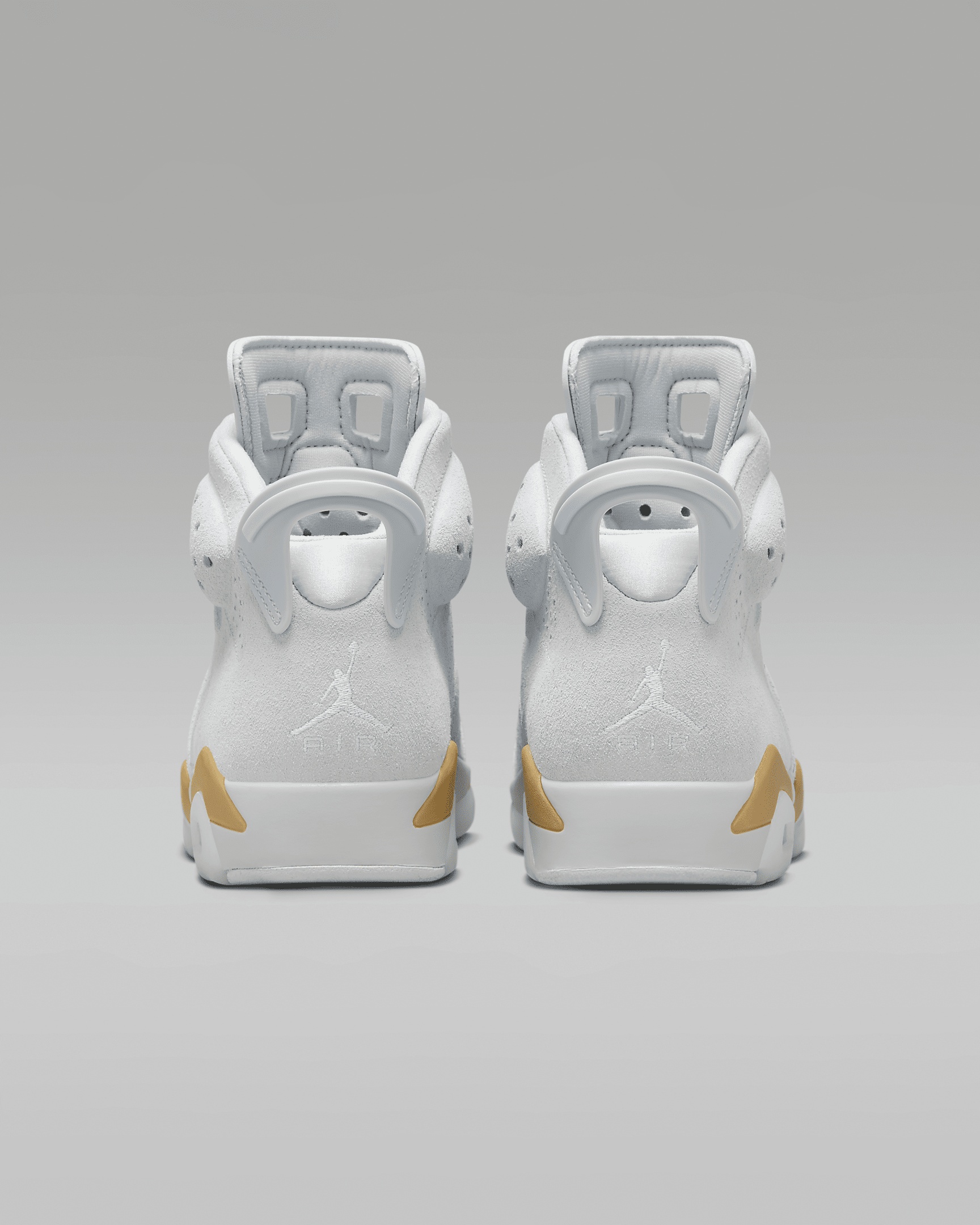 Air Jordan 6 Retro "Pearl" Women's Shoe - 6