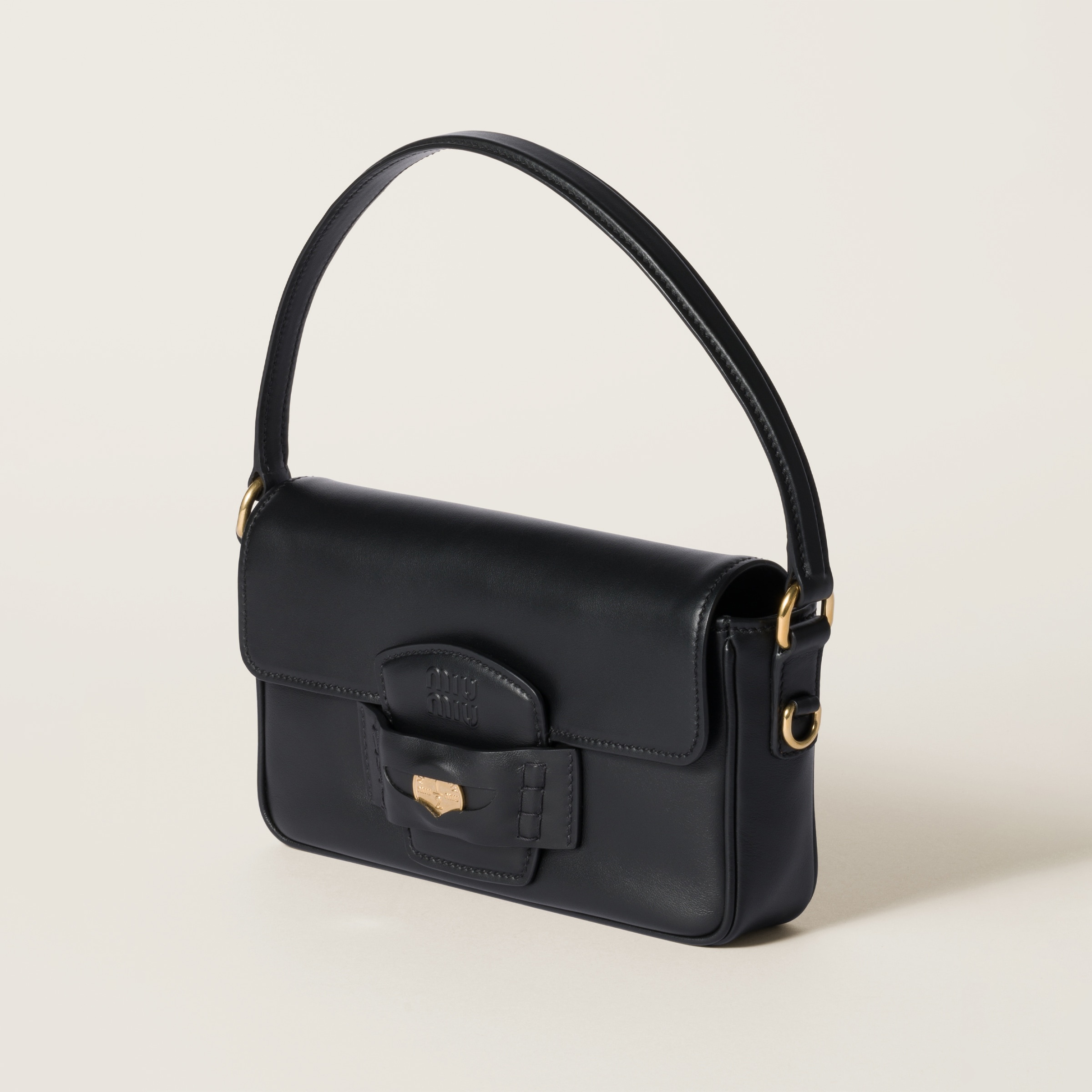 関税込 Miu Miu Penny ペニー レザーバッグ Miu Miu Penny Shoulder Bag | Black | FARFETCH