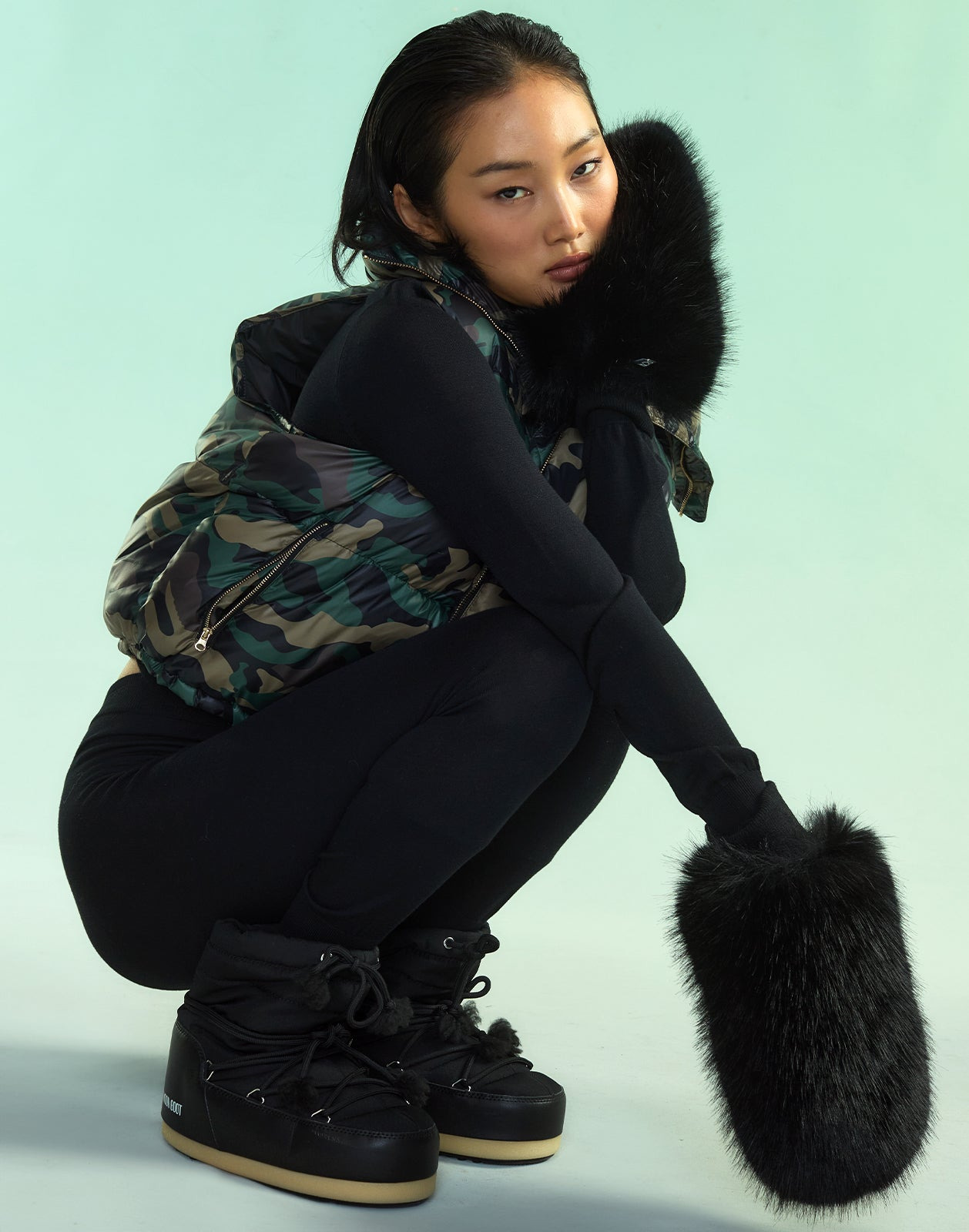 Faux Fur Oversized Mittens - 2