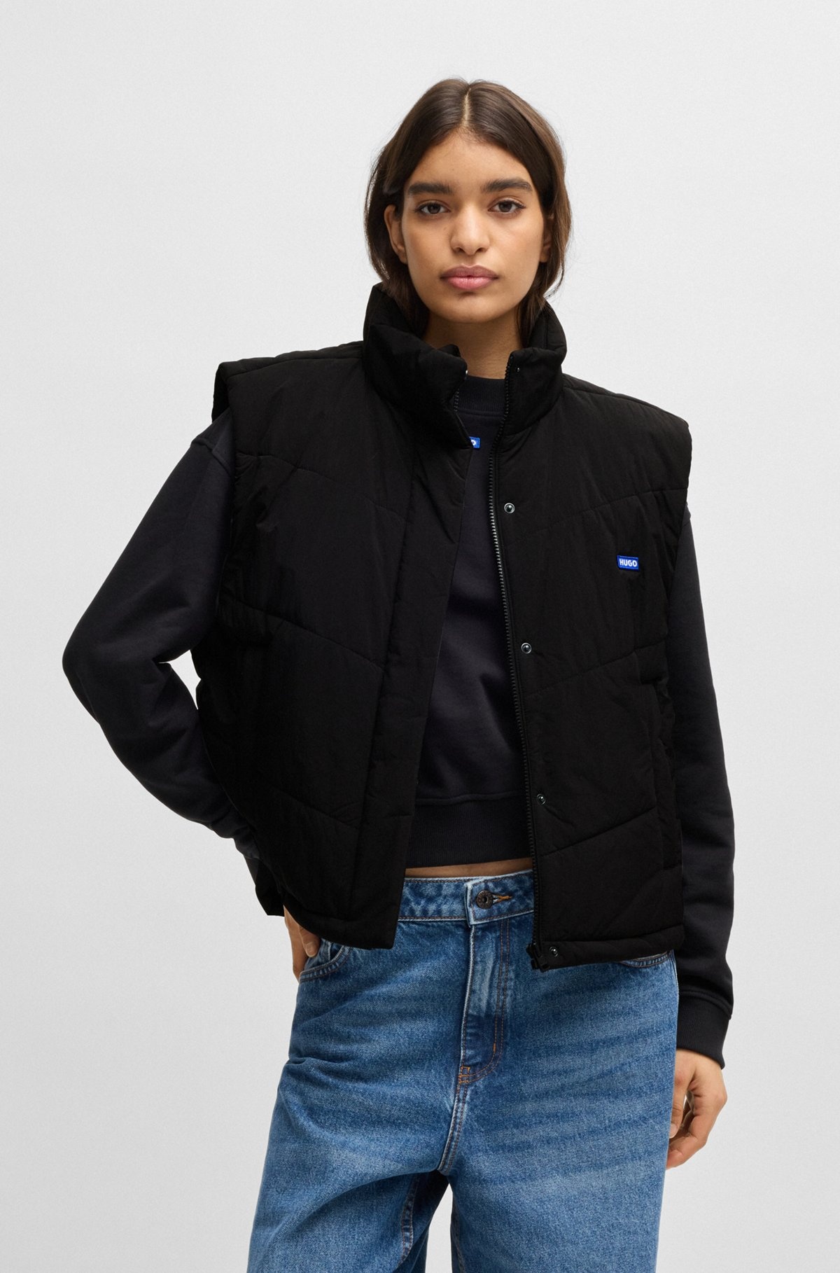 WATER-REPELLENT GILET WITH BLUE LOGO LABEL - 2