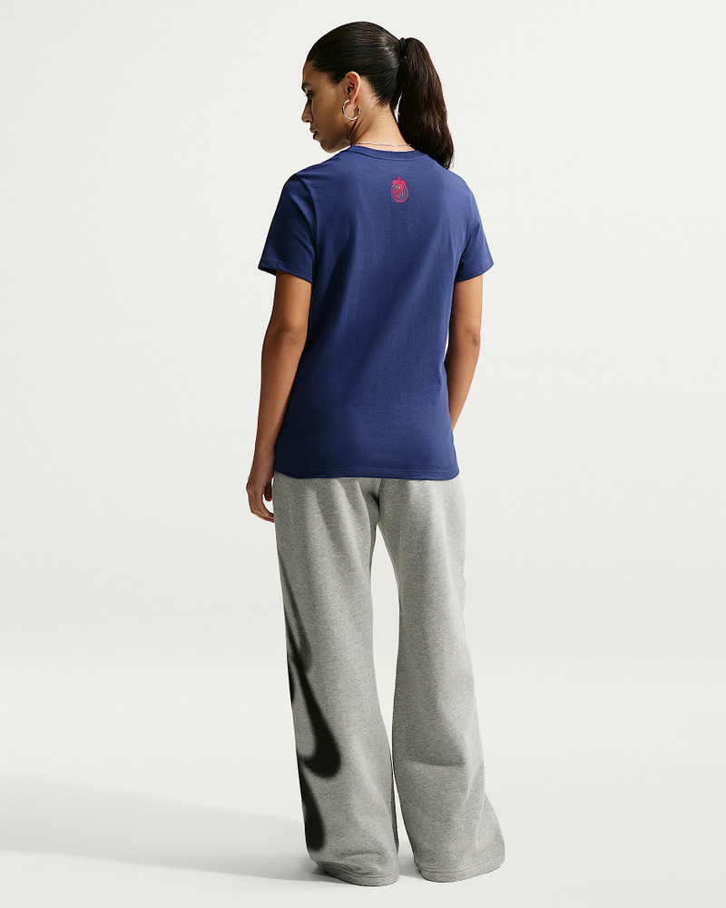 C.D. Guadalajara Women's Nike Soccer T-Shirt 5