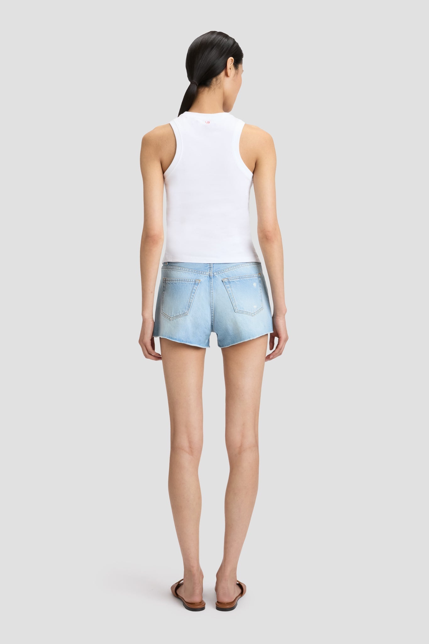 Distressed Shorts In Light Blue Wash - 5