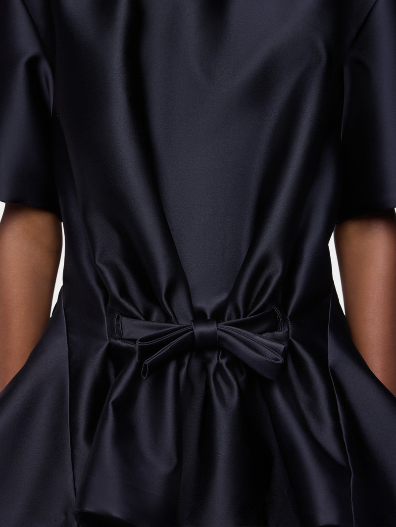 TAILORED TOP IN BLACK SATIN WITH BOW DETAIL 5