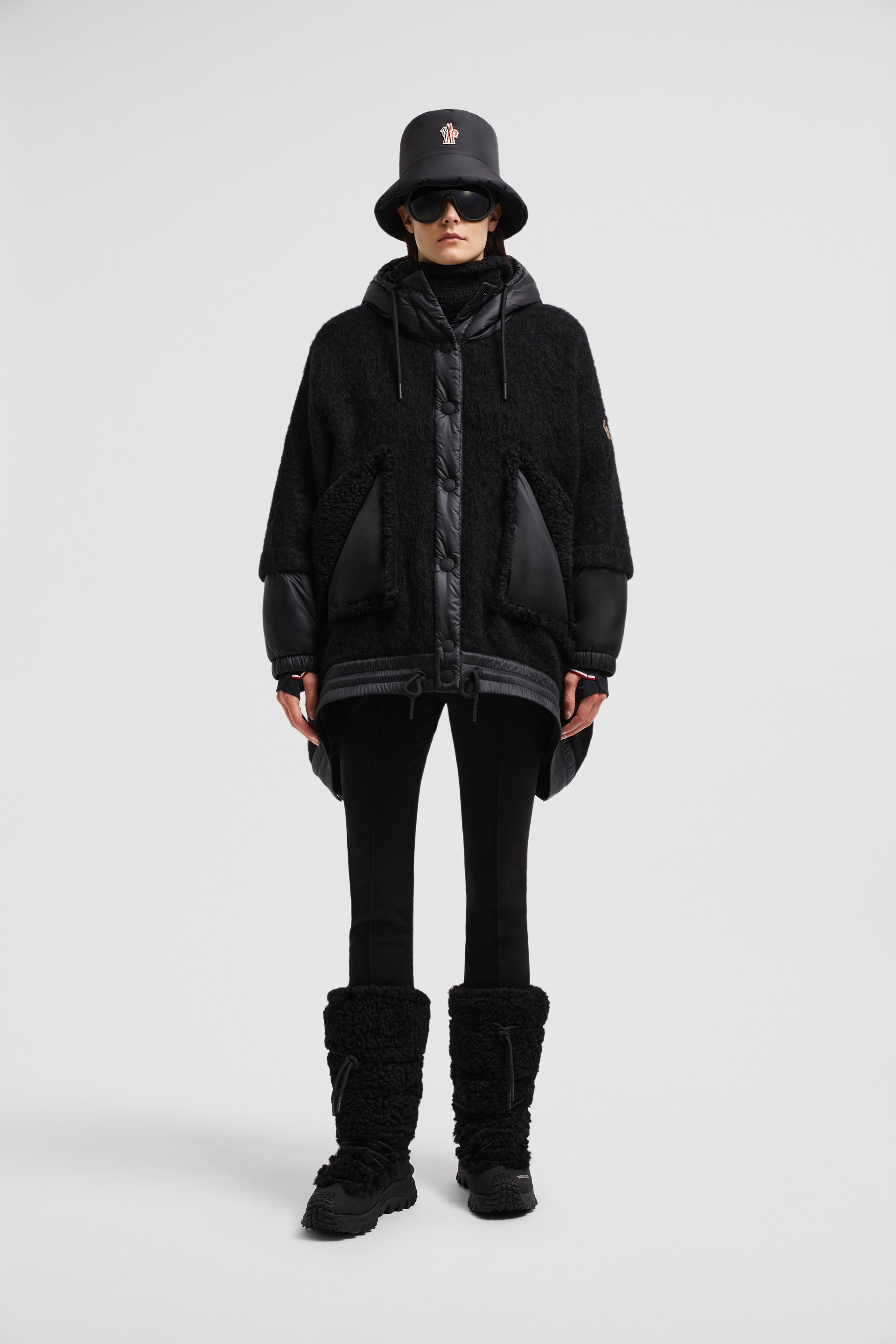 関税込 MONCLER WOOL, ALPACA & MOHAIR PADDED CAPE Moncler Wool, Alpaca & Mohair Padded Cape | moncler | REVERSIBLE