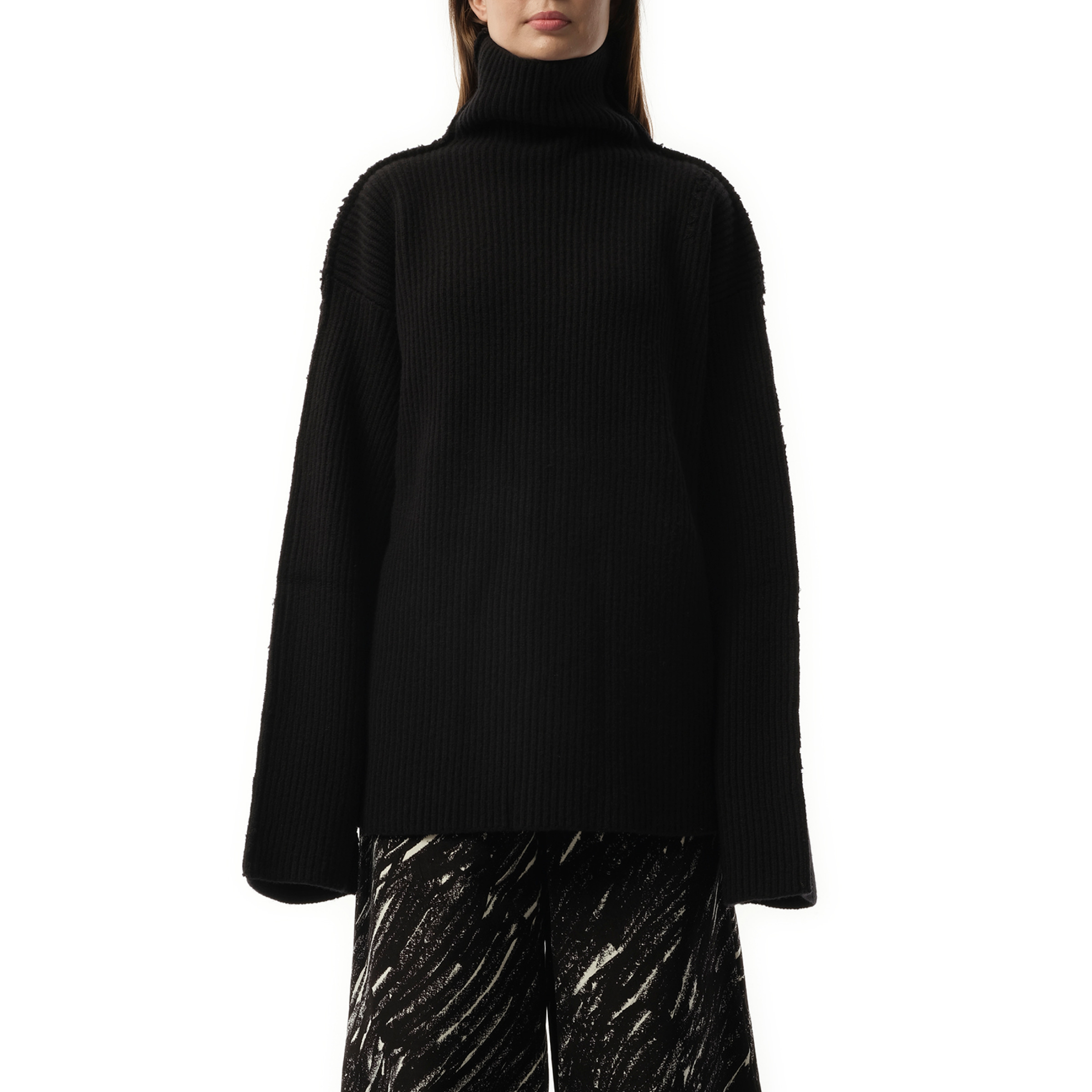 Long Sleeve Turtleneck Sweater in Black - 1