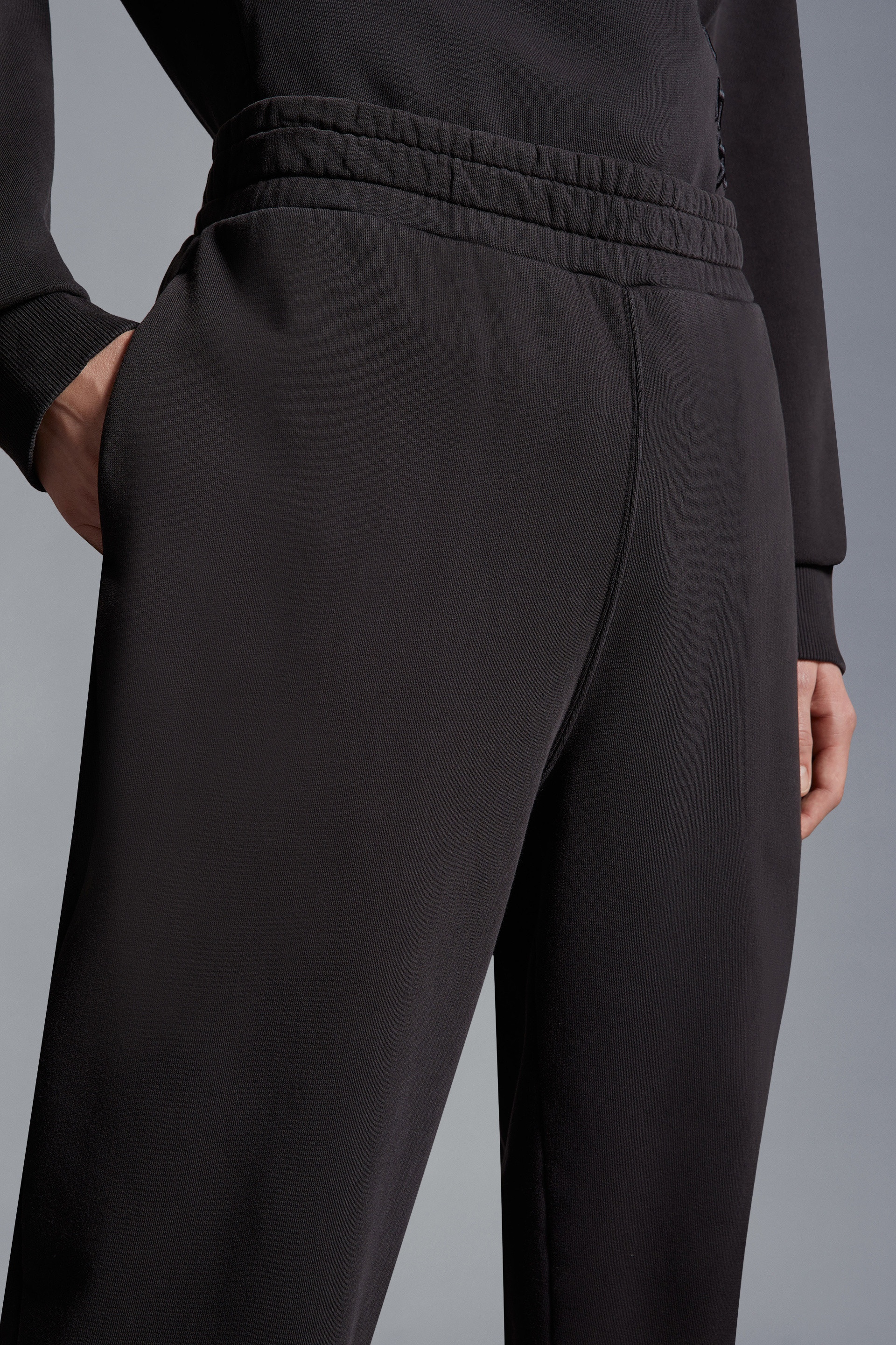 Embroidered Logo Sweatpants - 7