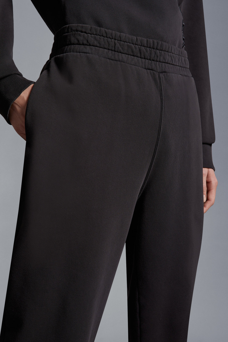 Embroidered Logo Sweatpants 7