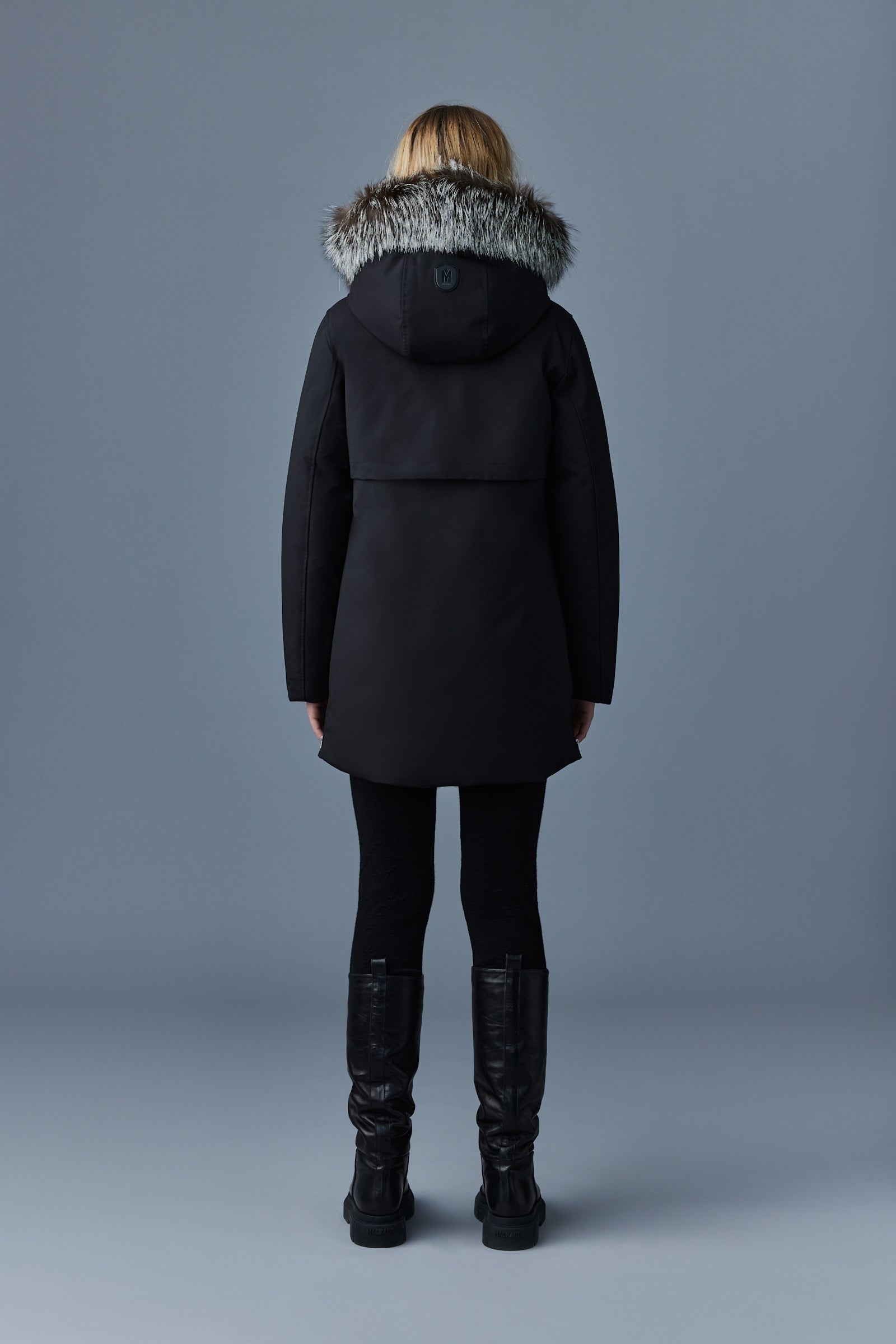 KINSLEE 2-in-1 oversized down parka with bib and silver fox fur - 4
