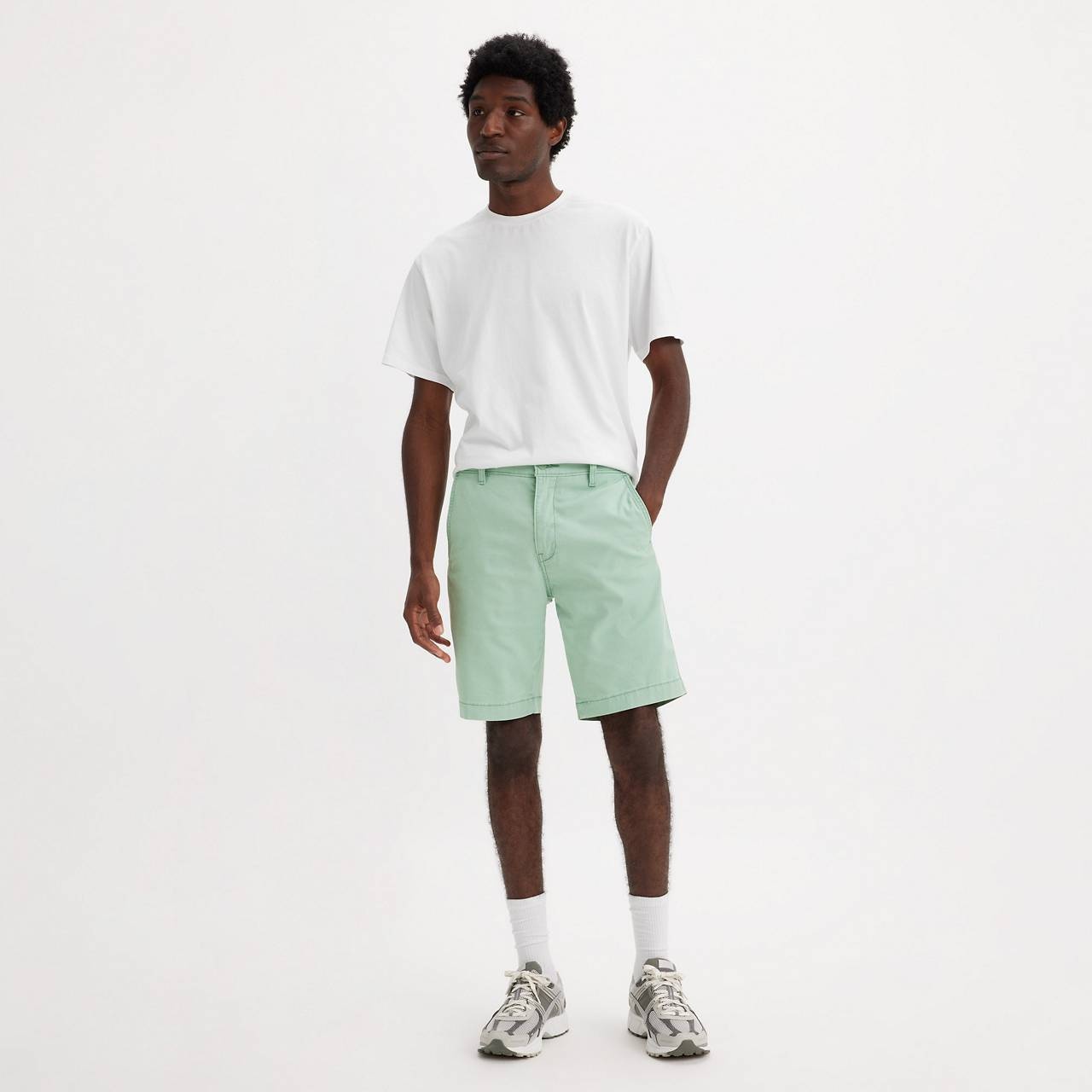 LEVI'S® XX CHINO STANDARD TAPER FIT MEN'S SHORTS - 2