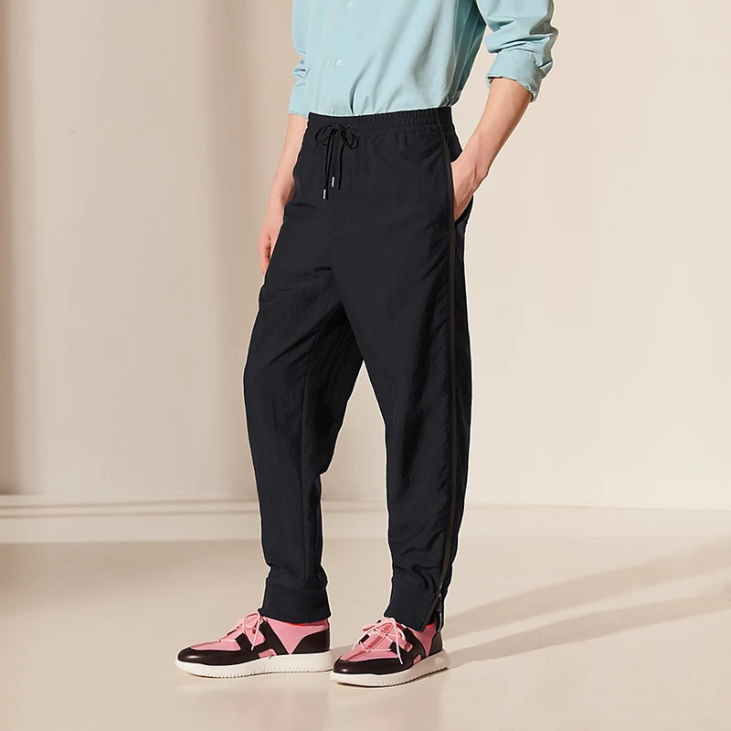 Hermès Seoul jogging pants outlook