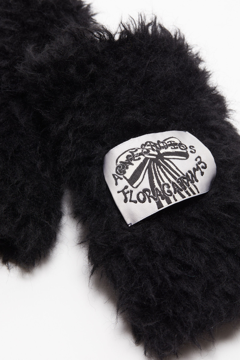 Fluffy mittens - Black 4
