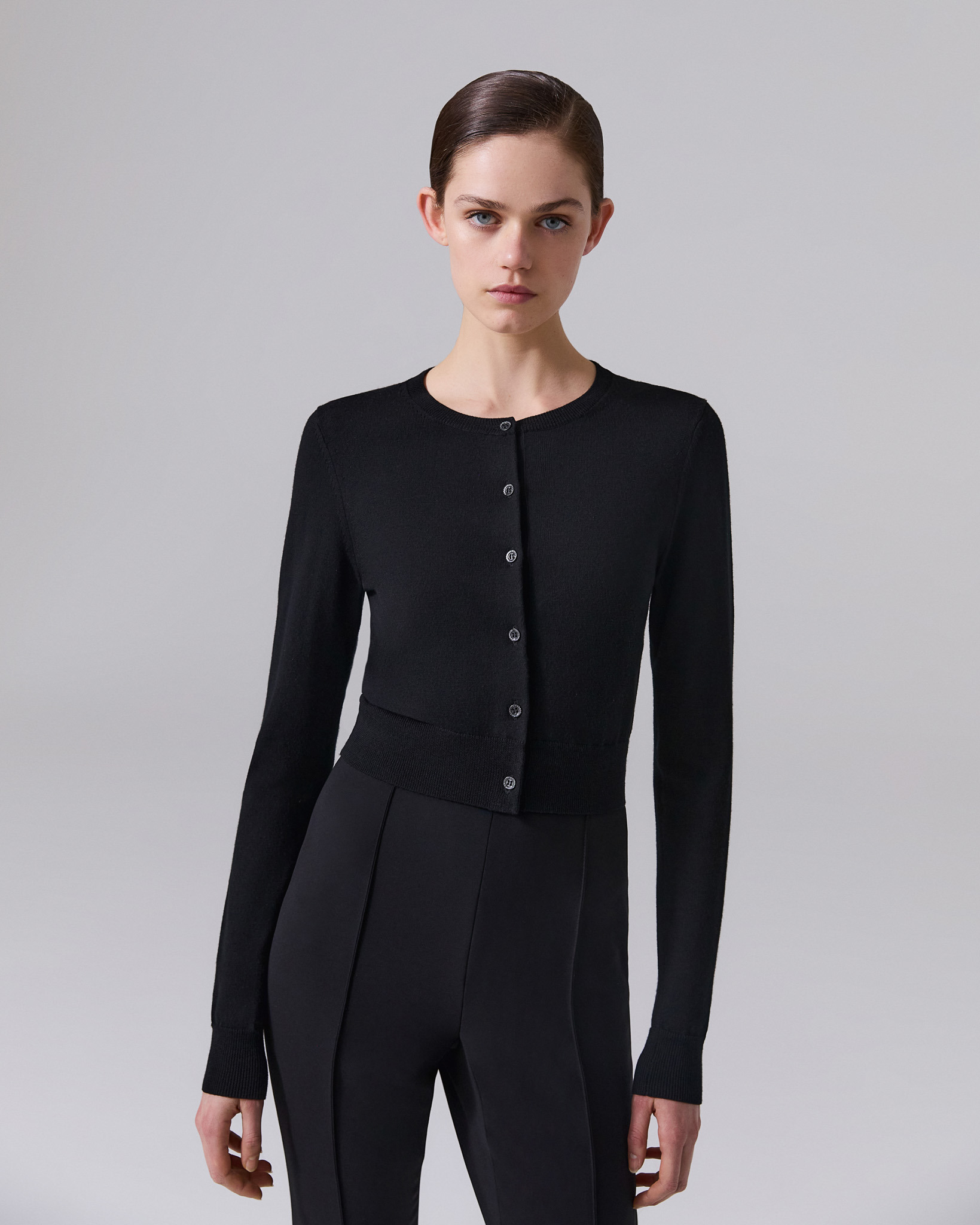 Cropped Cardigan - 4