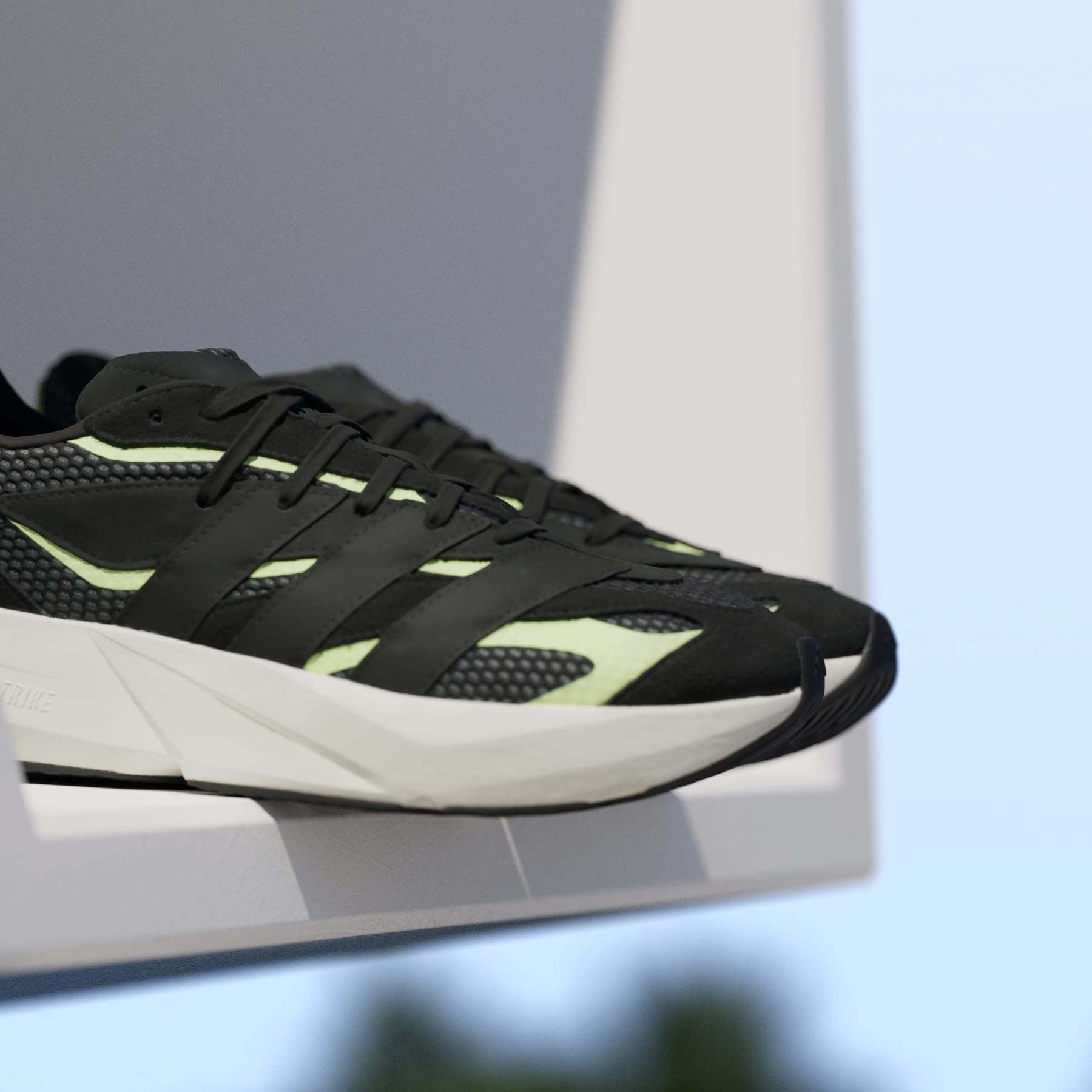 Lightblaze Shoes - 9