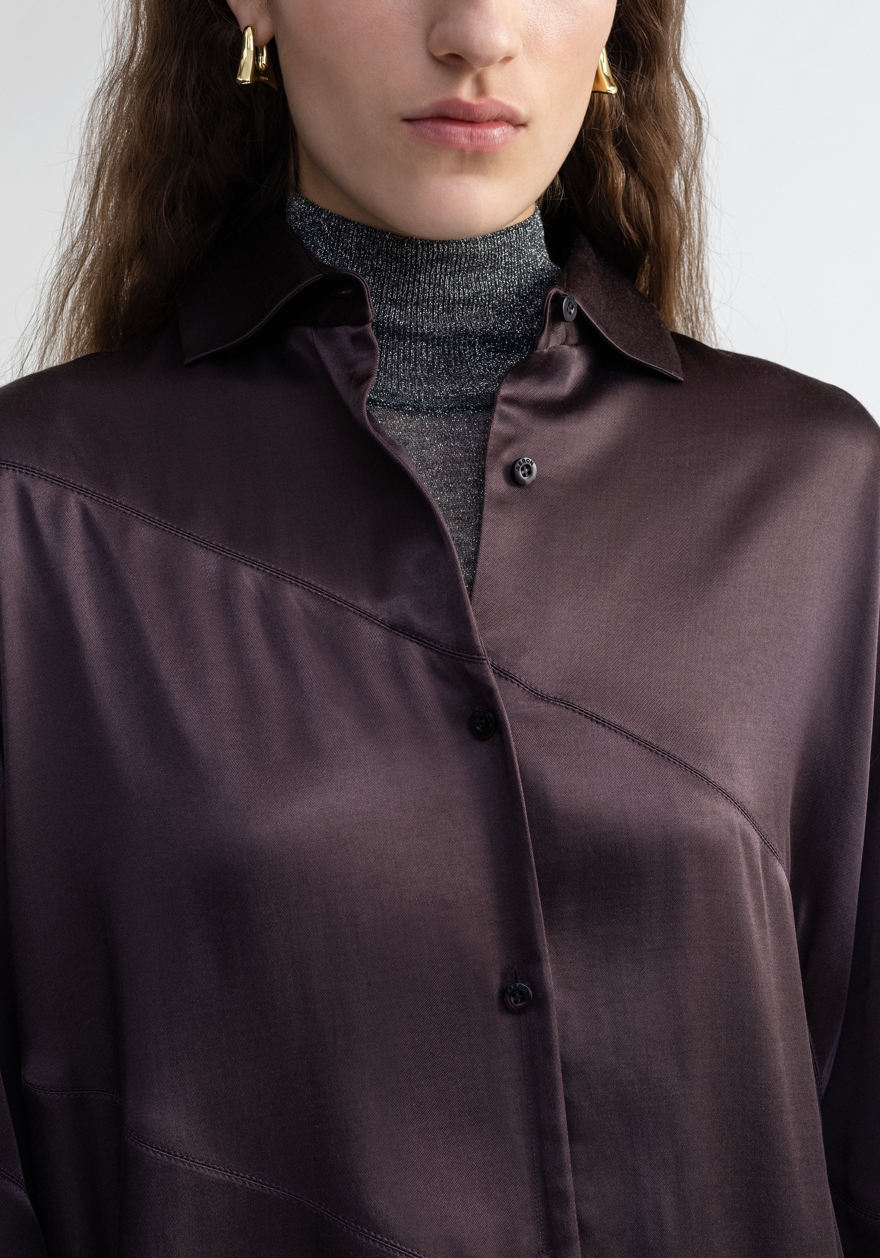 ABIGAIL
Oversized satin shirt - 3