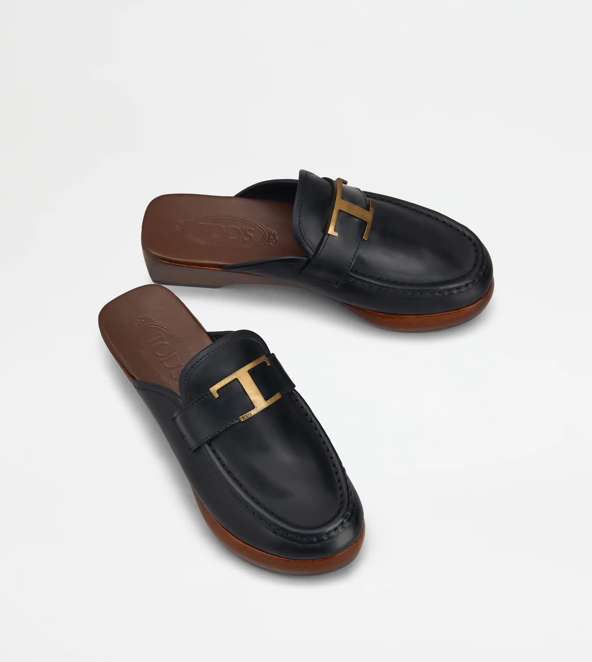 MULES IN LEATHER - BLACK - 3