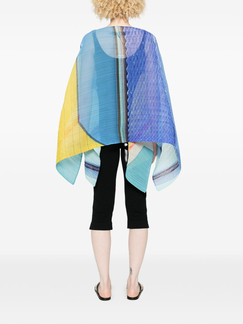 City Collage Madame-T pleated poncho 4