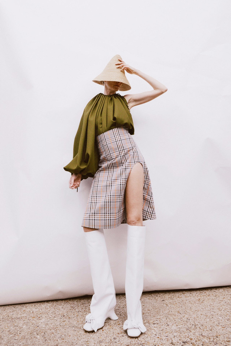 ONE-SLEEVE VOLUMINOUS TOP KHAKI GREEN 1