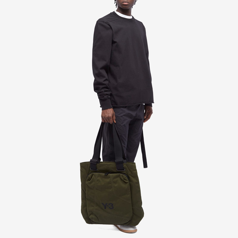 Y-3 Y-3  CL Tote outlook