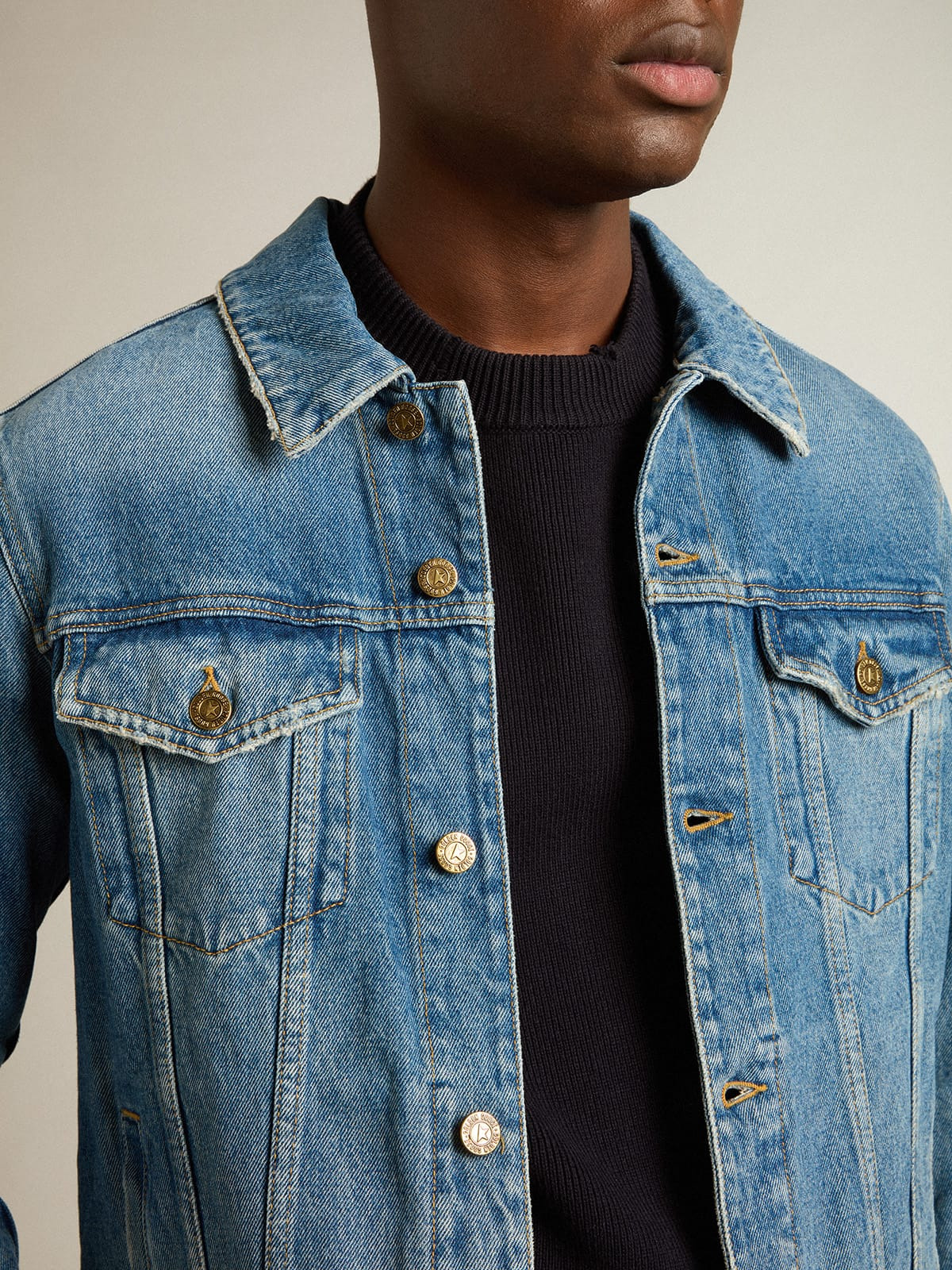 Men's denim jacket with medium wash - 5