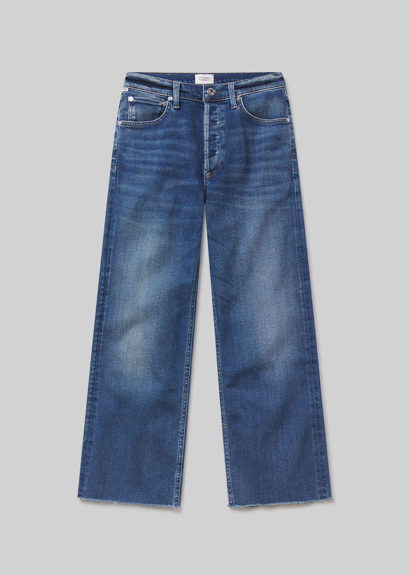 Petite Palma Straight In Ambry 1