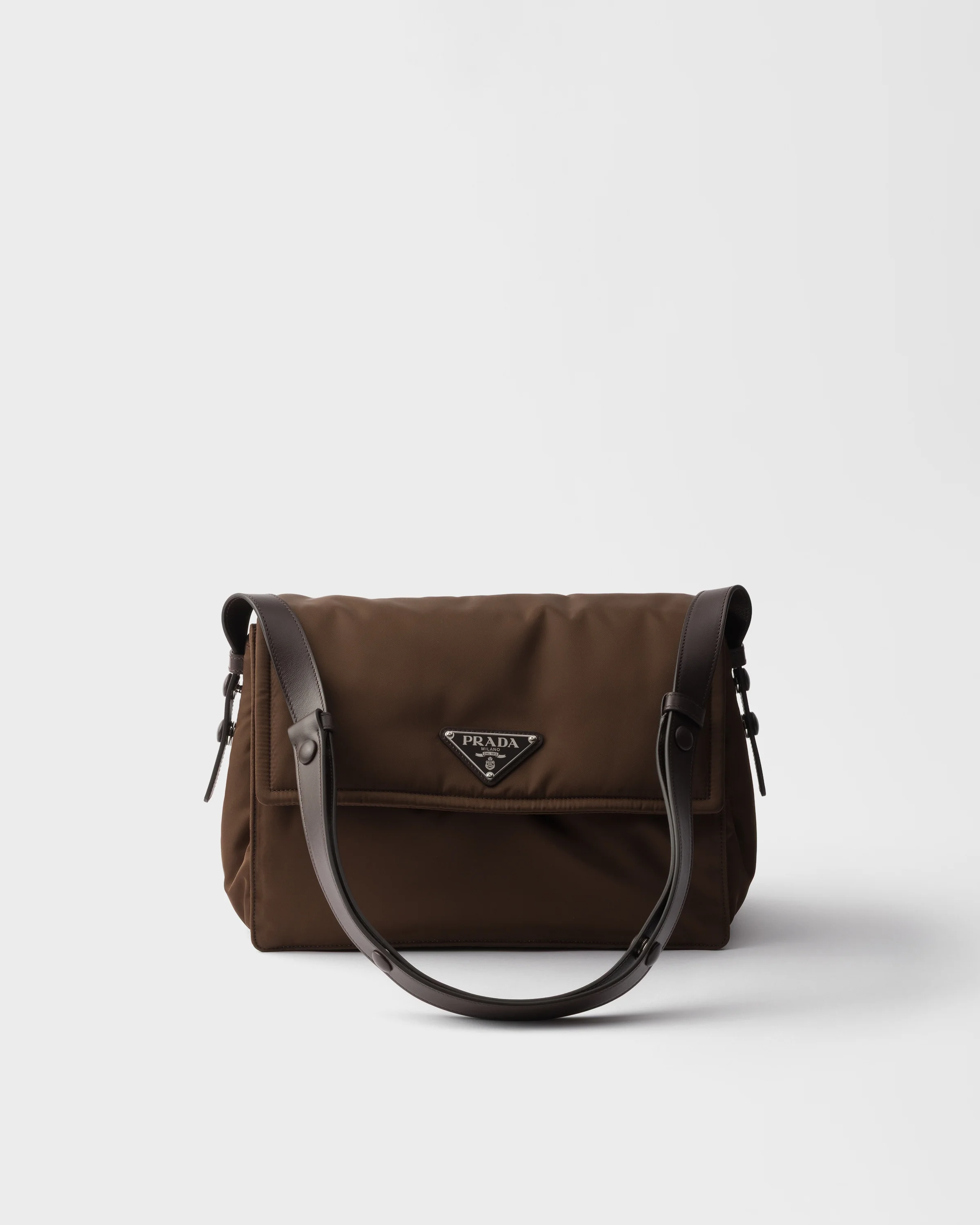 Prada Traveller medium padded Re-Nylon bag - 1