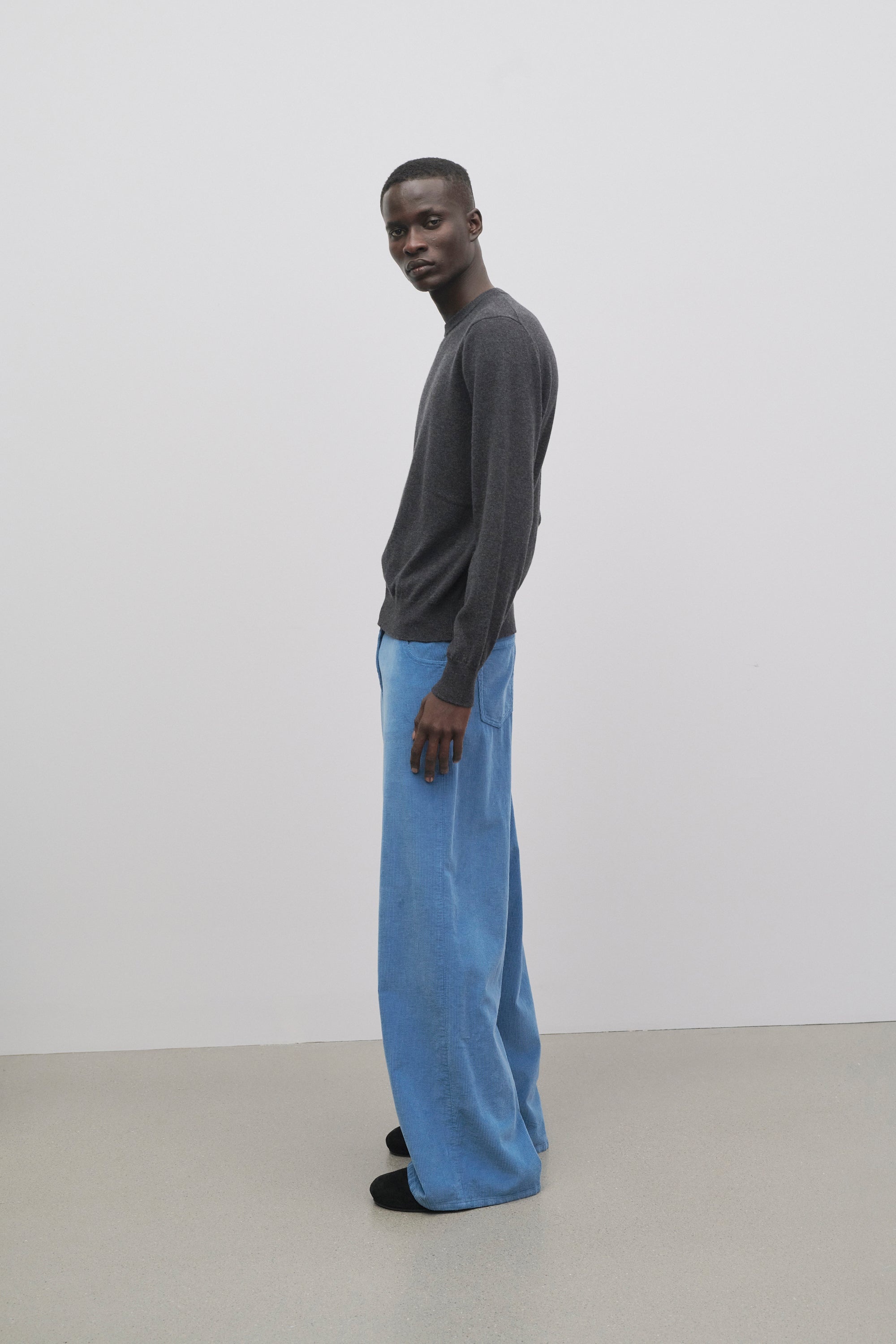 Chani Pant in Corduroy - 4