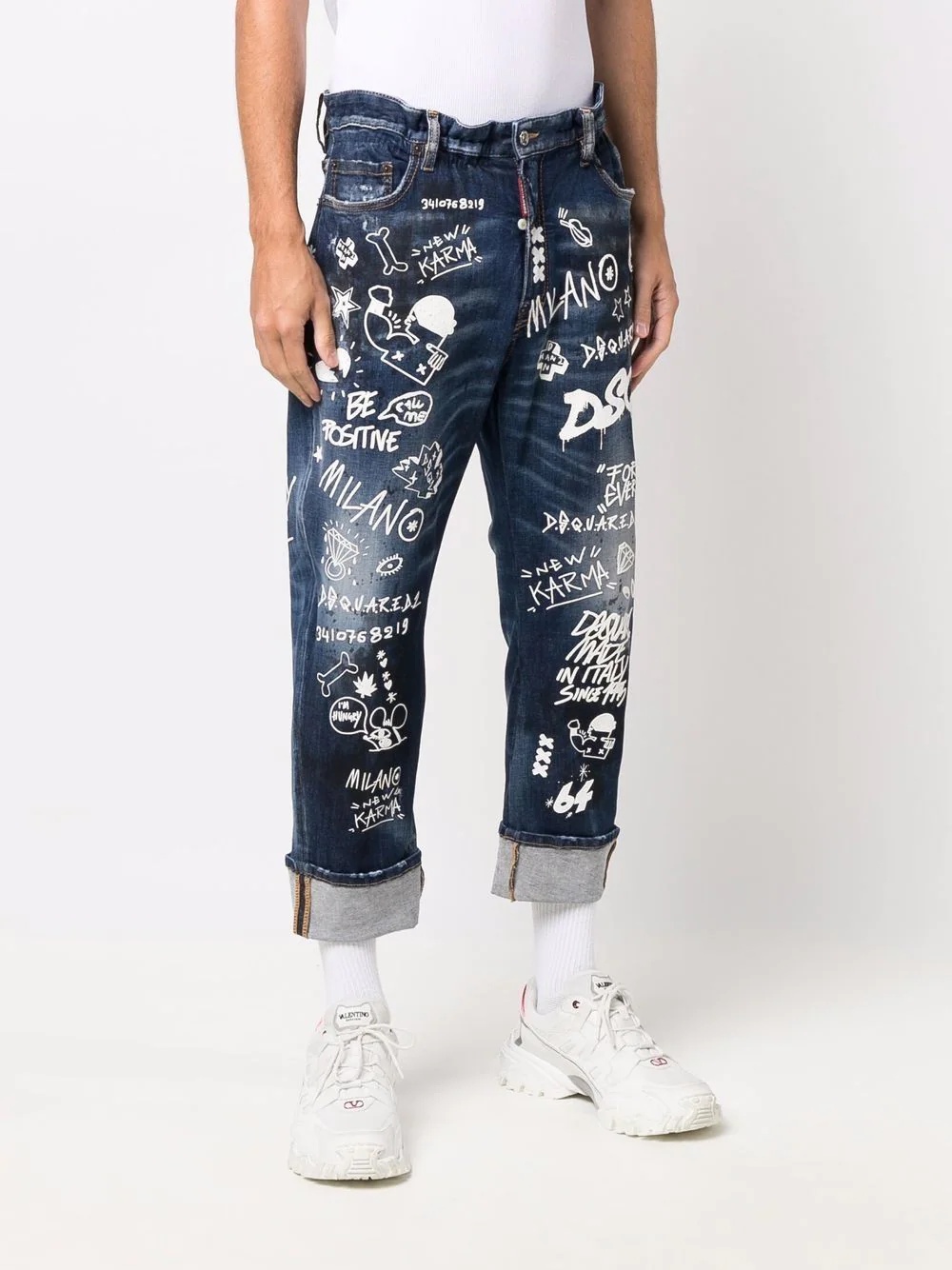 graffiti print turn-up jeans - 3