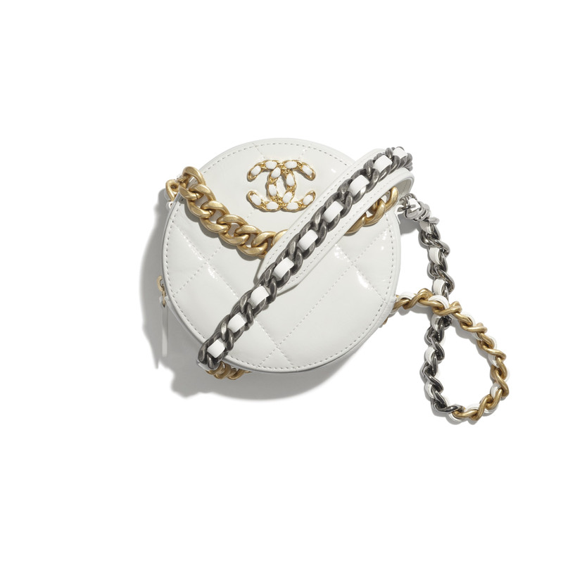 CHANEL 19 Clutch with Chain  1