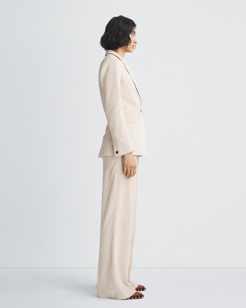 Bennett Corduroy 바지
연락처 4