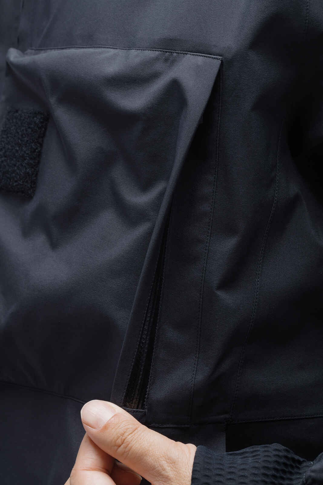 J59-GT 3L Gore-Tex® Pro Jacket Black - 30