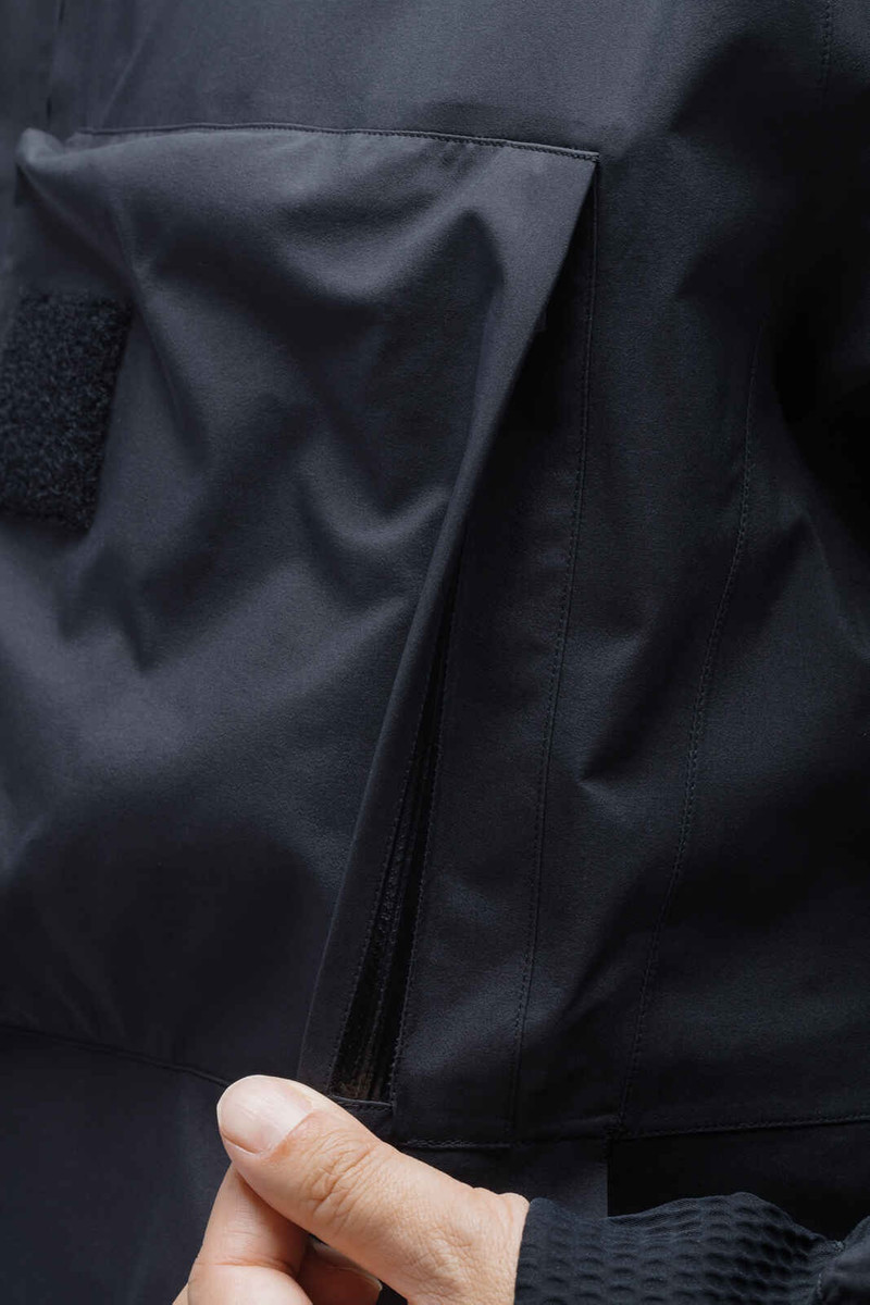 J59-GT 3L Gore-Tex® Pro Jacket Black 30