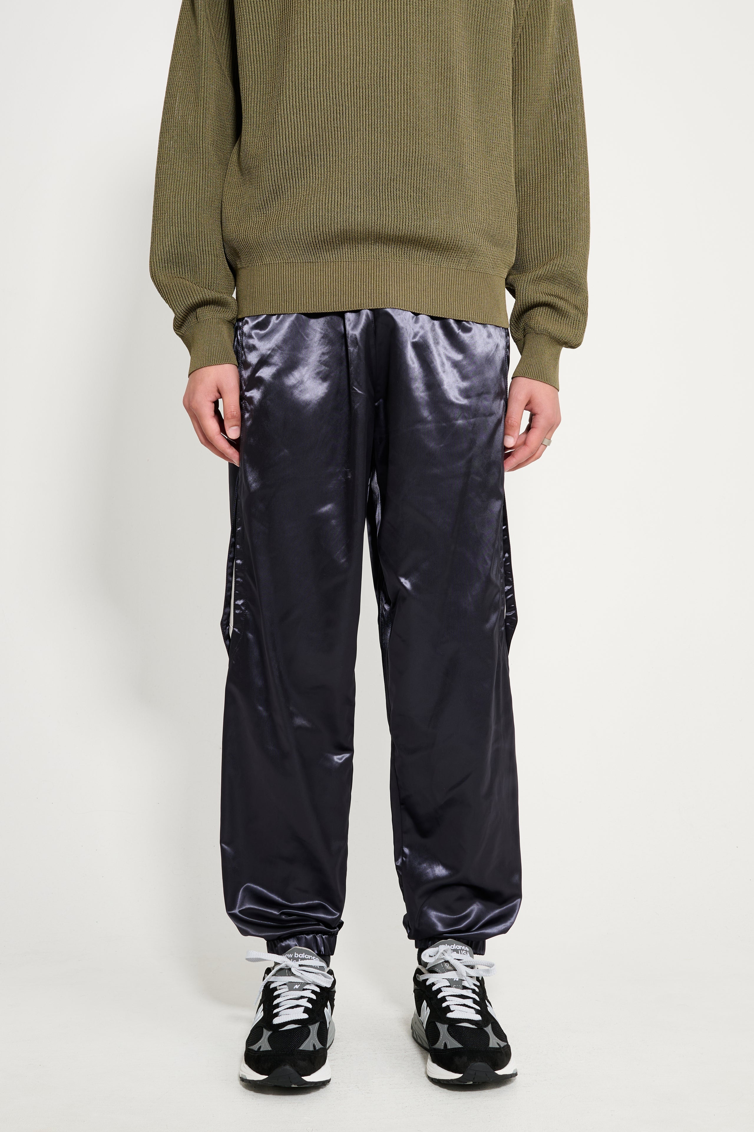 OLLY SHINDER WET LOOK NYLON SPLIT JOGGER BLACK - 2