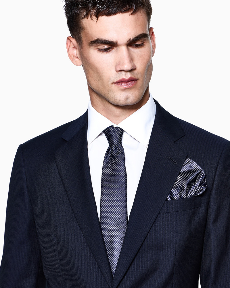 GIORGIO ARMANI SLIM FIT SUITS outlook