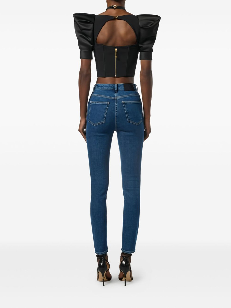 logo-button jeans 3