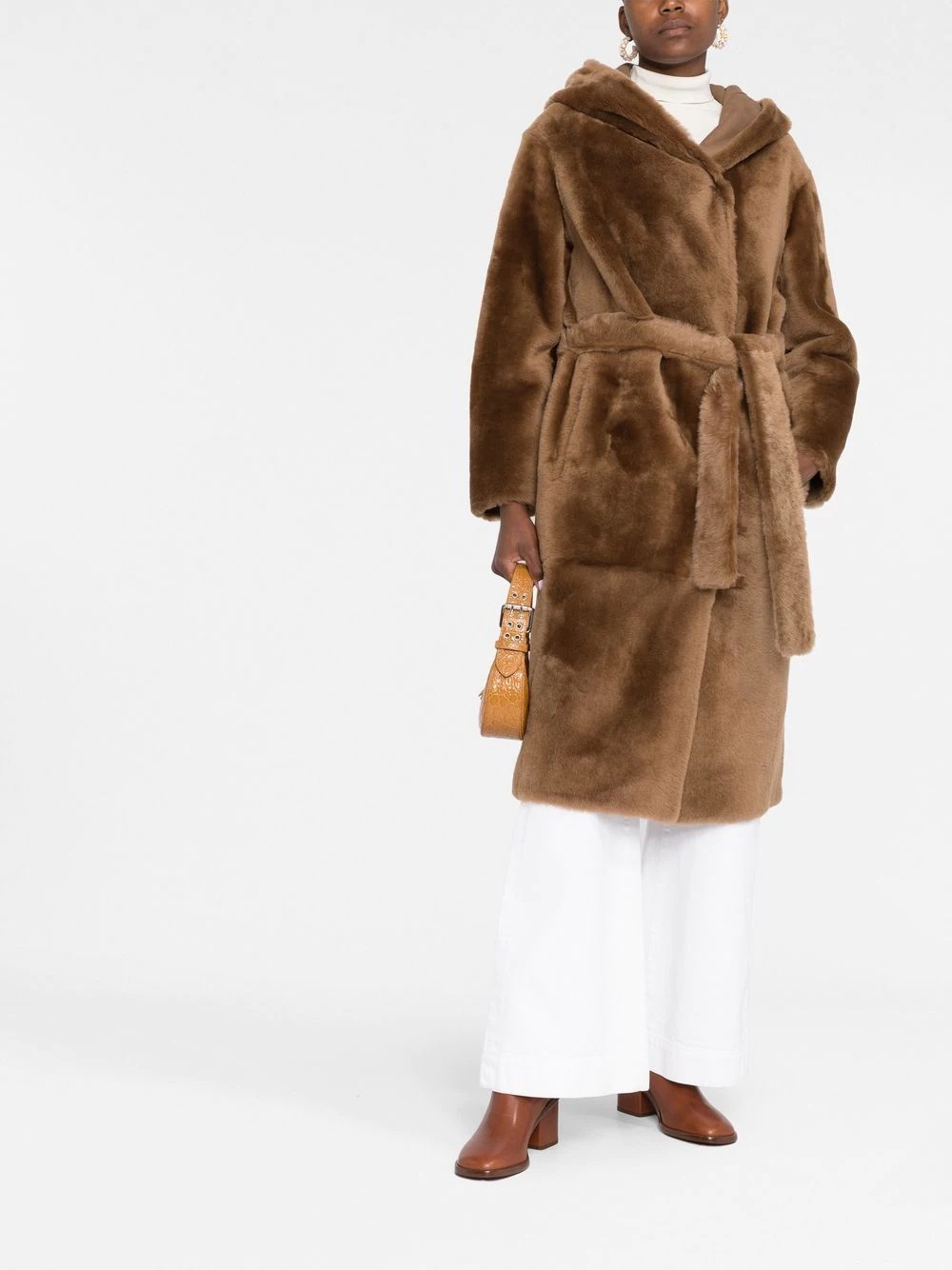 tied-waist fur coat - 2