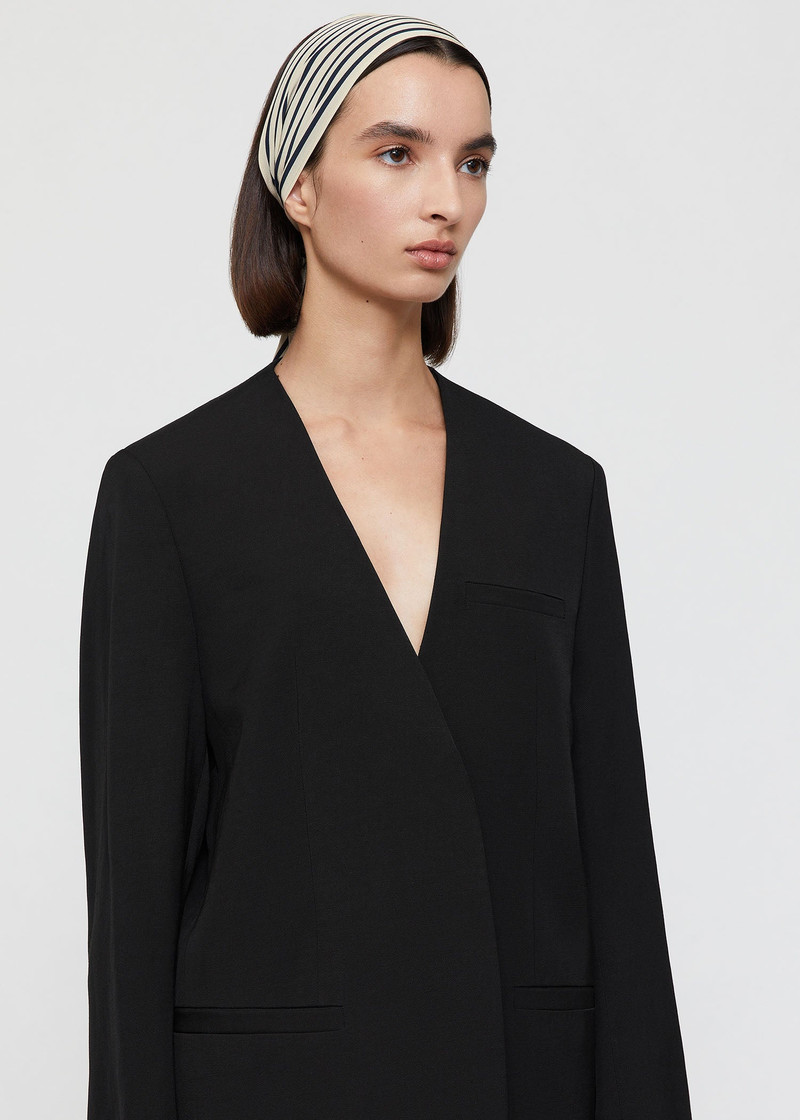 Signature monogram silk ribbon scarf creme 4