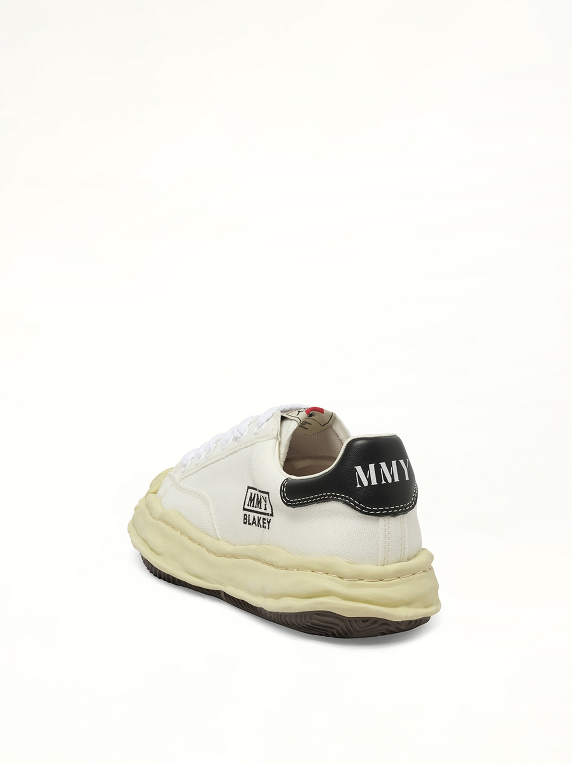 Blakey OG Vintage Leather Low Sneaker in White - 4