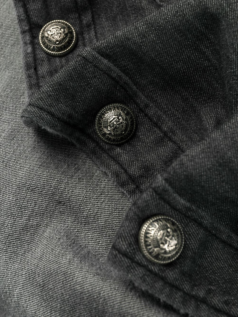 logo shirt 7