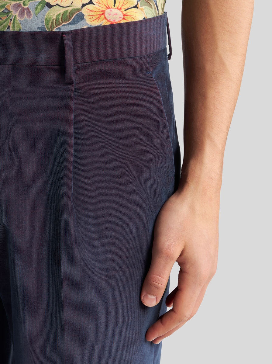 VELVET TROUSERS WITH PLEATS - 3