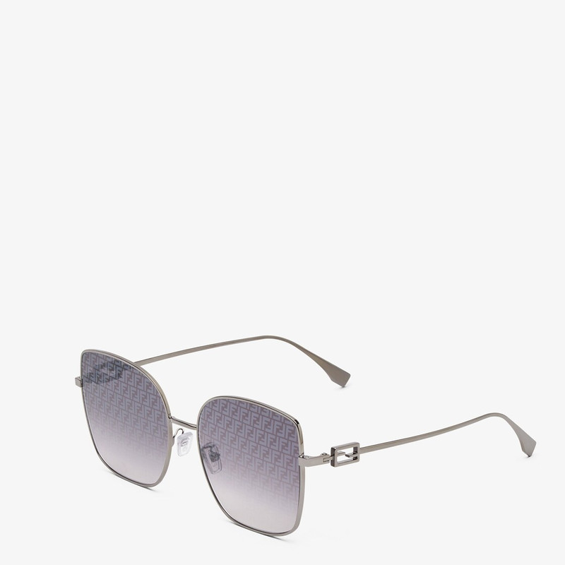 FENDI Baguette outlook