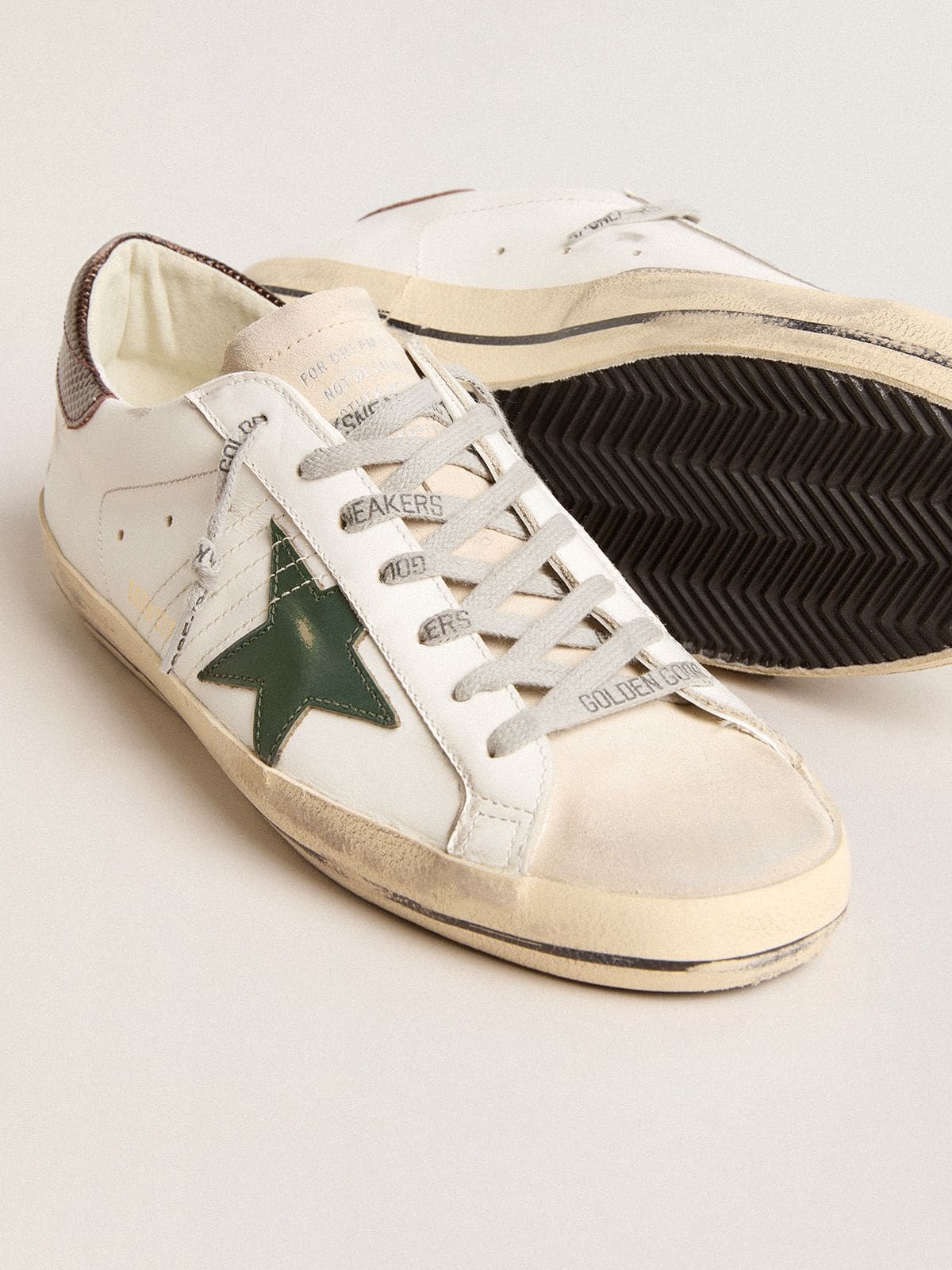 Men’s Super-Star in white leather with green star and animal-print heel tab - 3