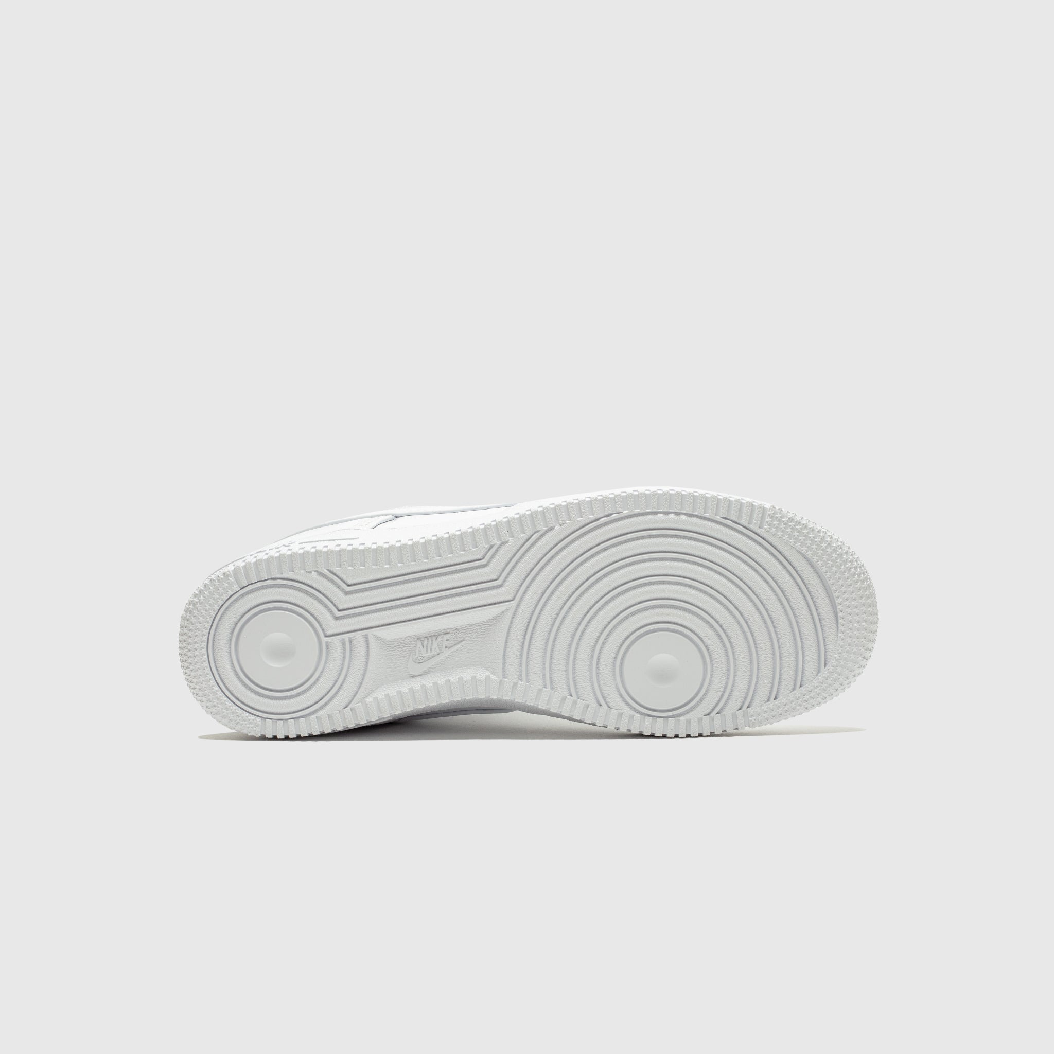 AIR FORCE 1 LOW RETRO PREMIUM "TRIPLE WHITE" - 6