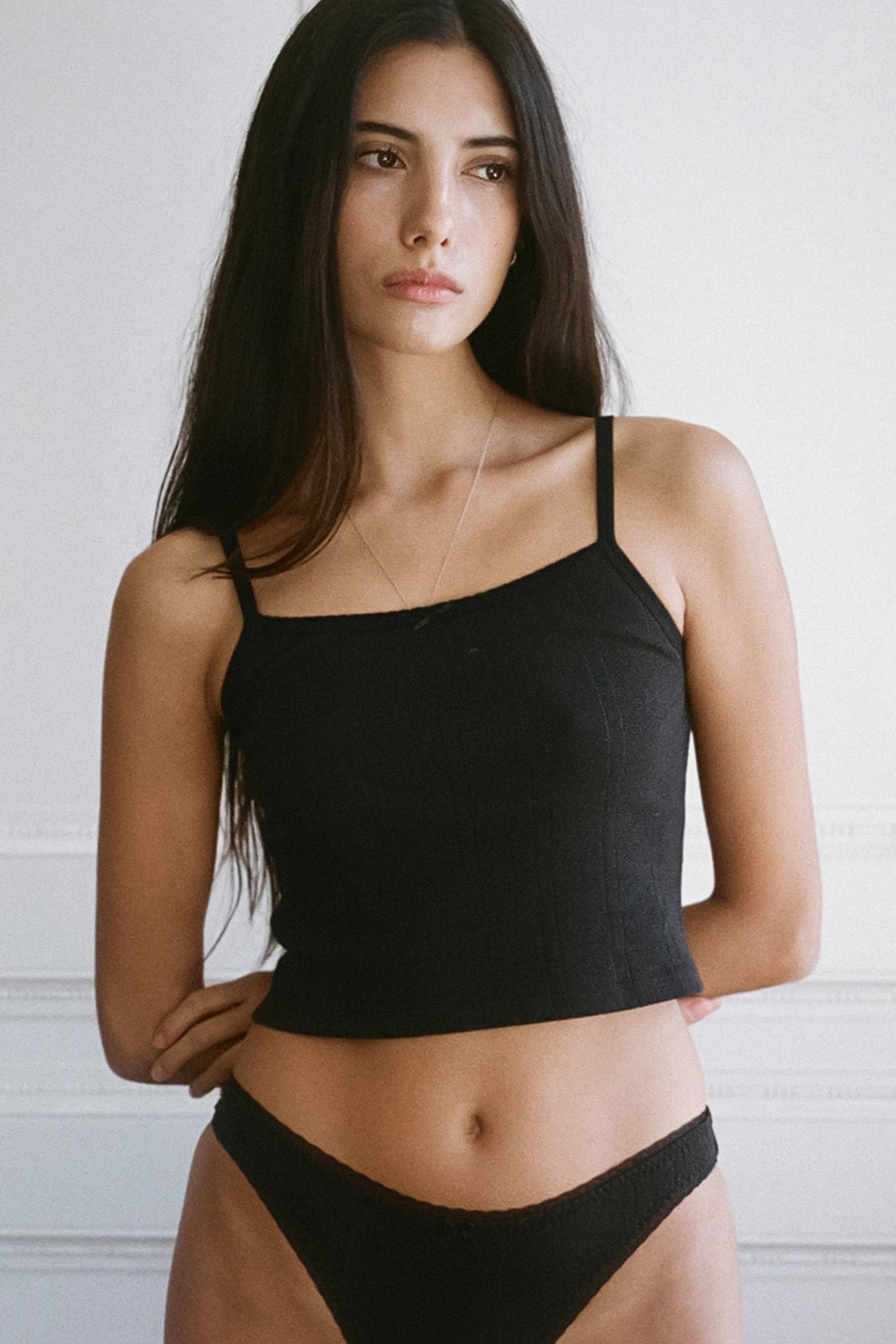 The Picot Tank Black - 2