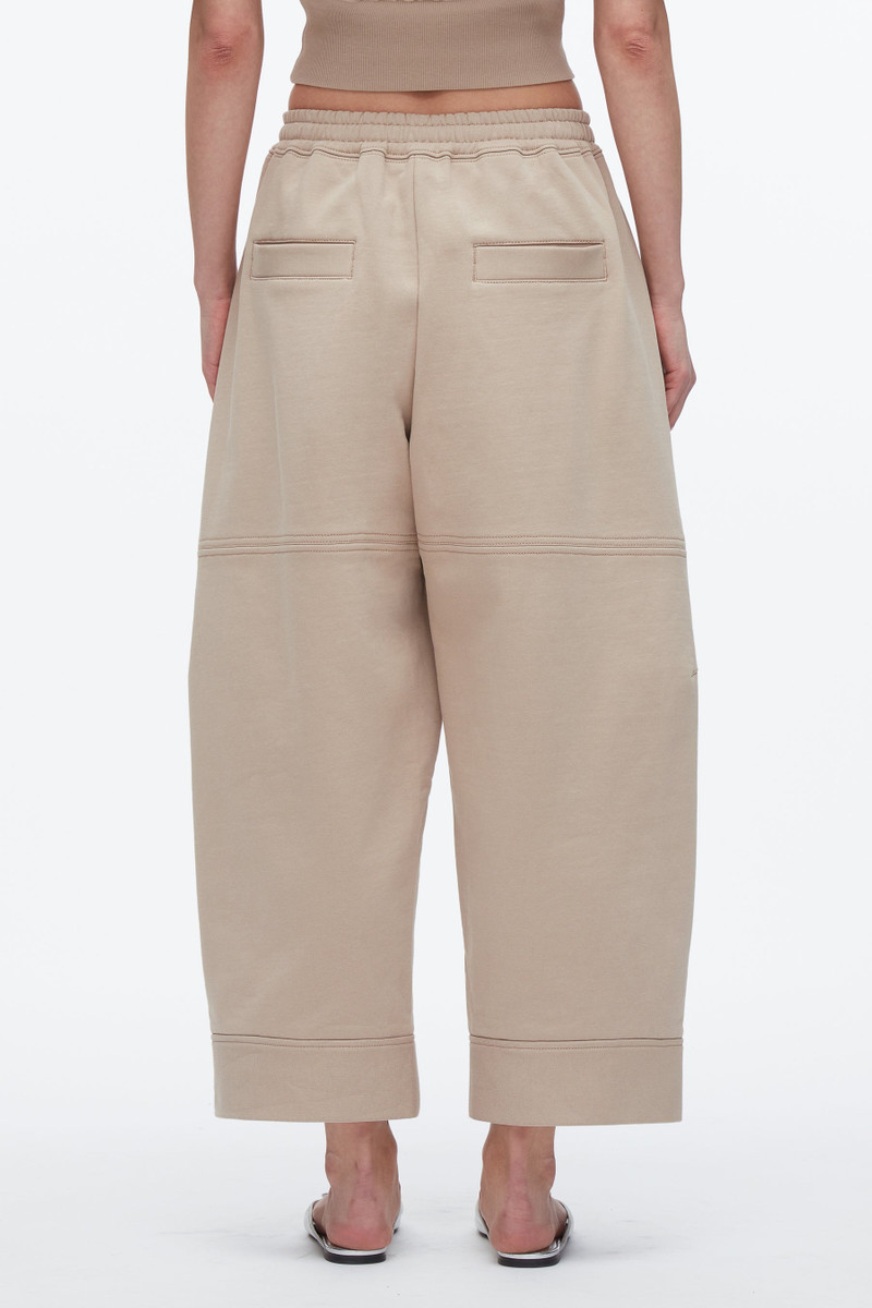 Curved Leg Cropped Sweatpant 5
