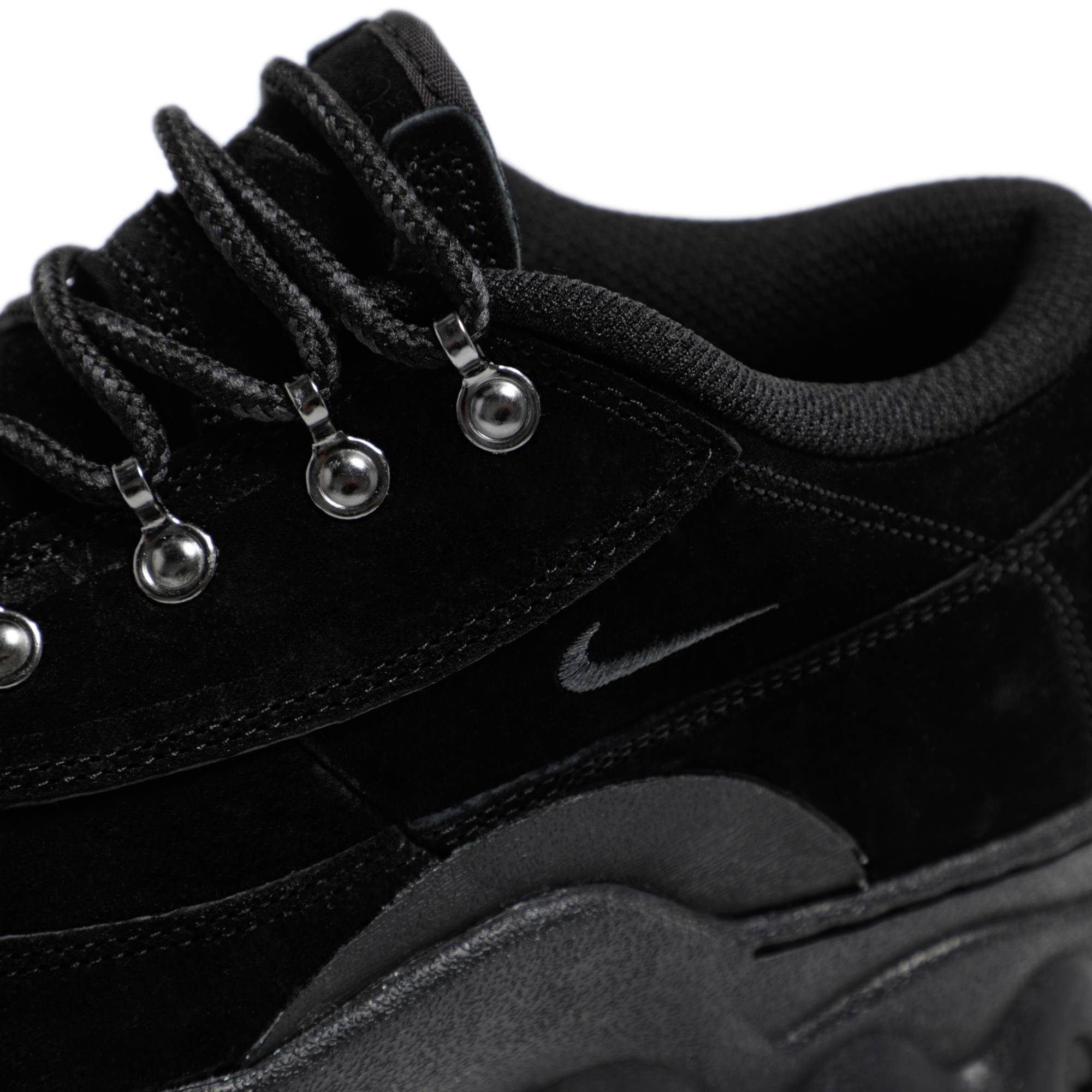 Wmns Lahar Low 'Triple Black' - 10