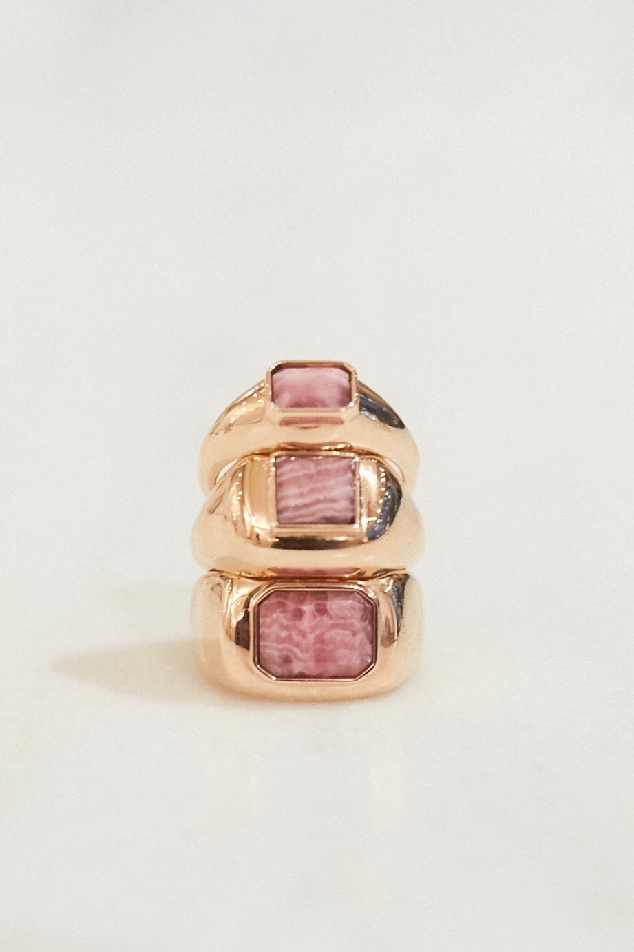 Large Ring in 18k Gold & Pink Marble Stone - 2
