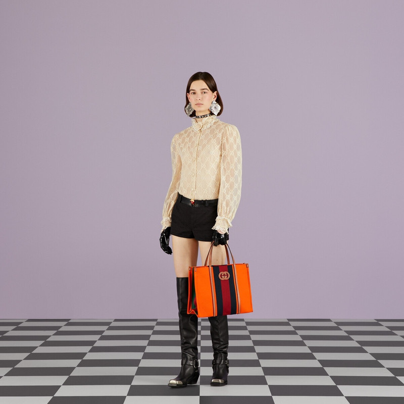 Medium Interlocking G tote bag 3