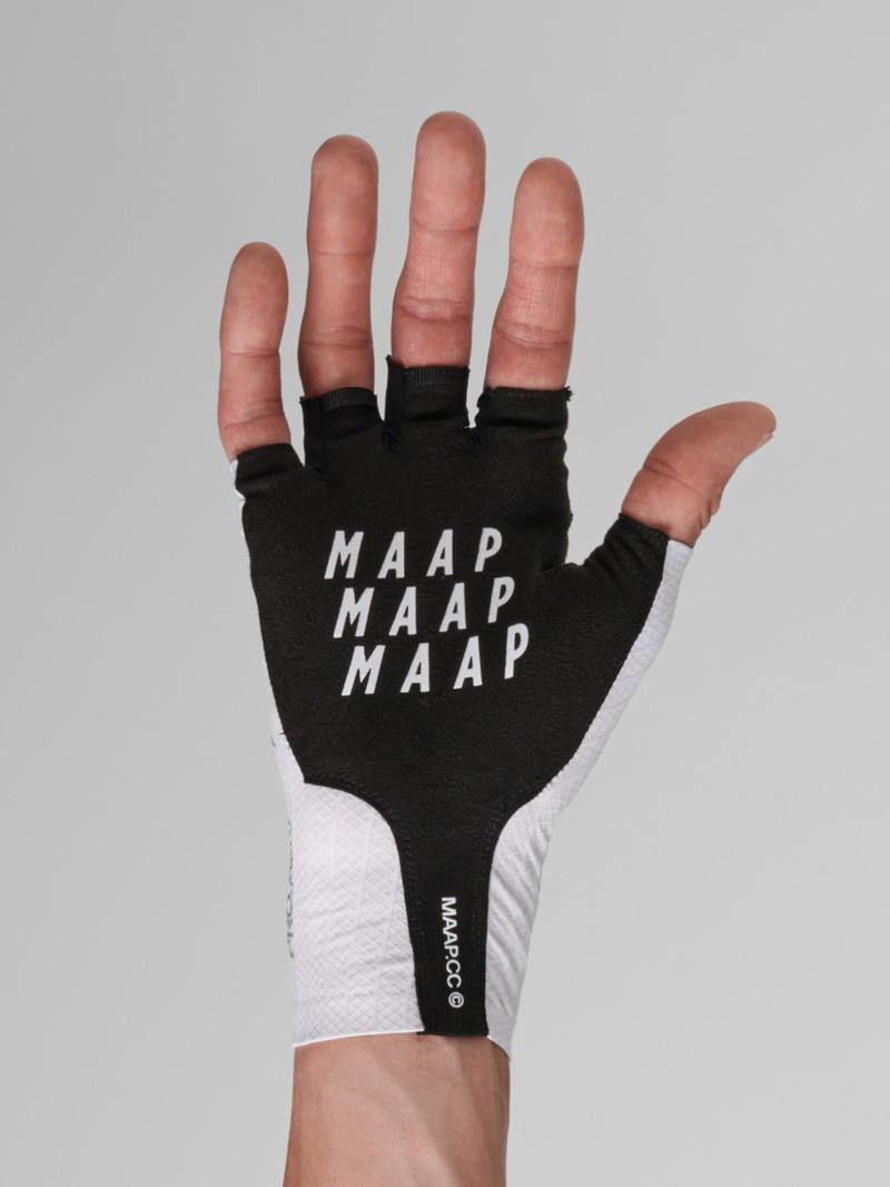 MAAP Pro Aero Mitt outlook