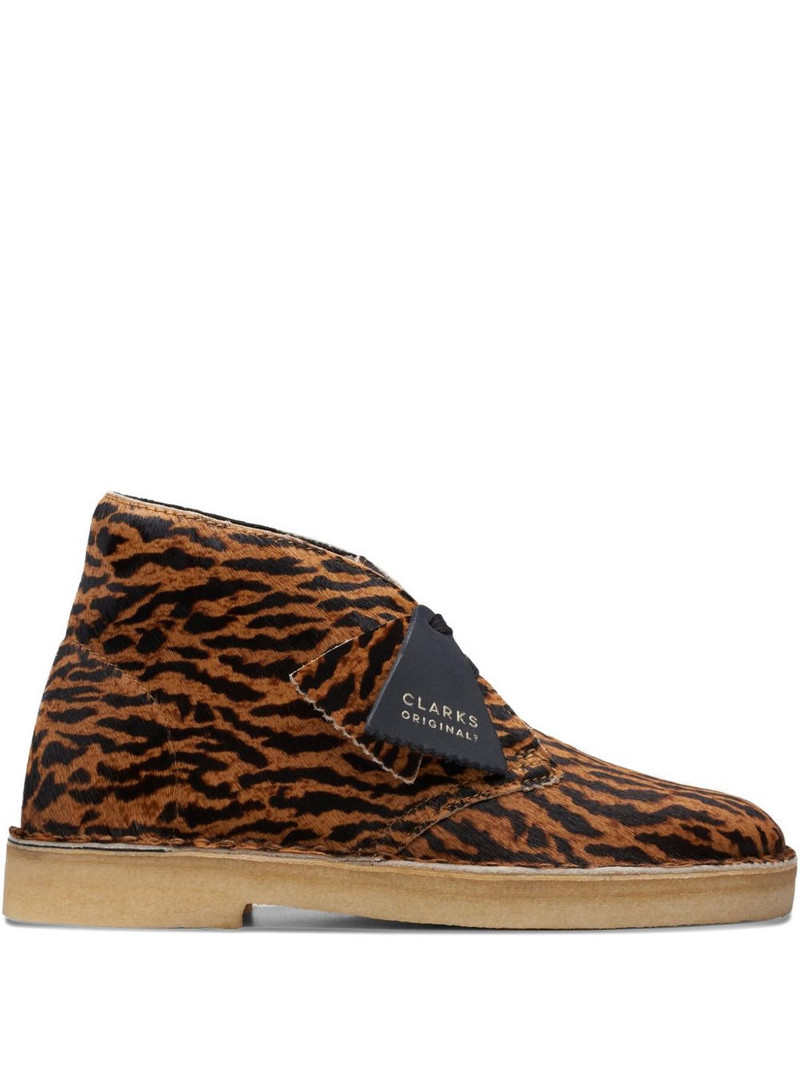 tortoiseshell-pattern boots 1